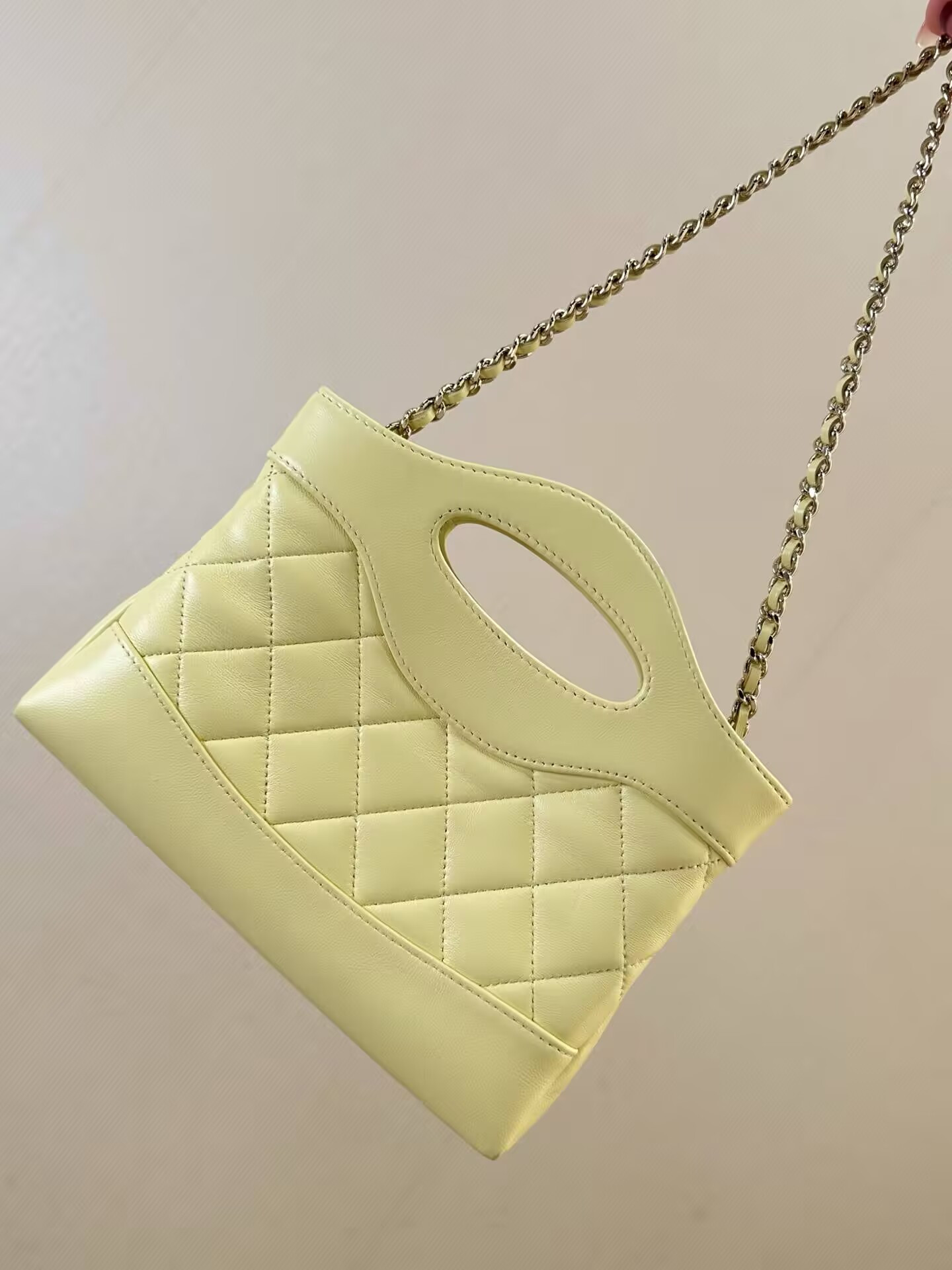 Ch**el nano chain bag 17.5x20.5cm