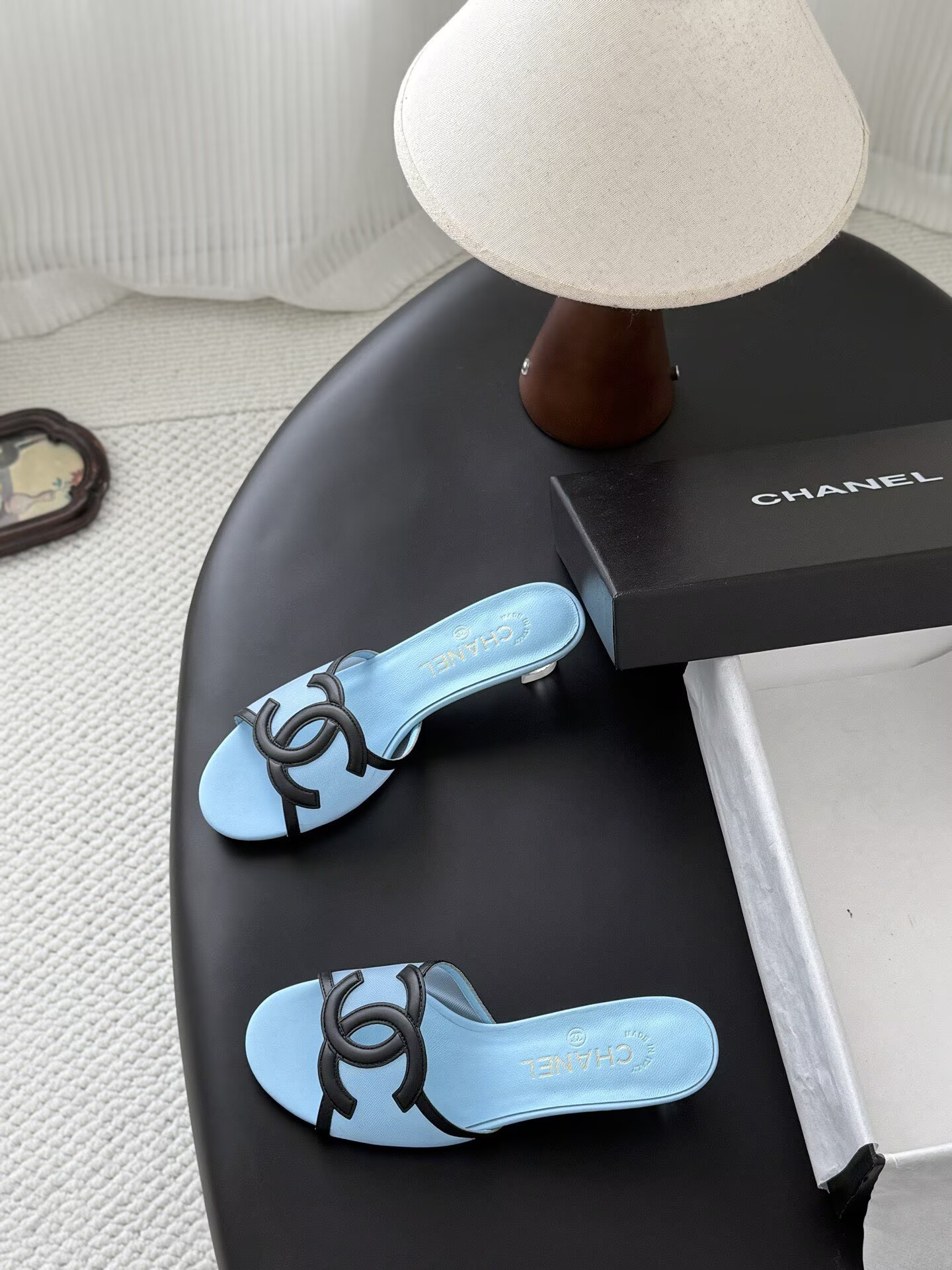 ua Ch**el sandals 4.5cm heel
