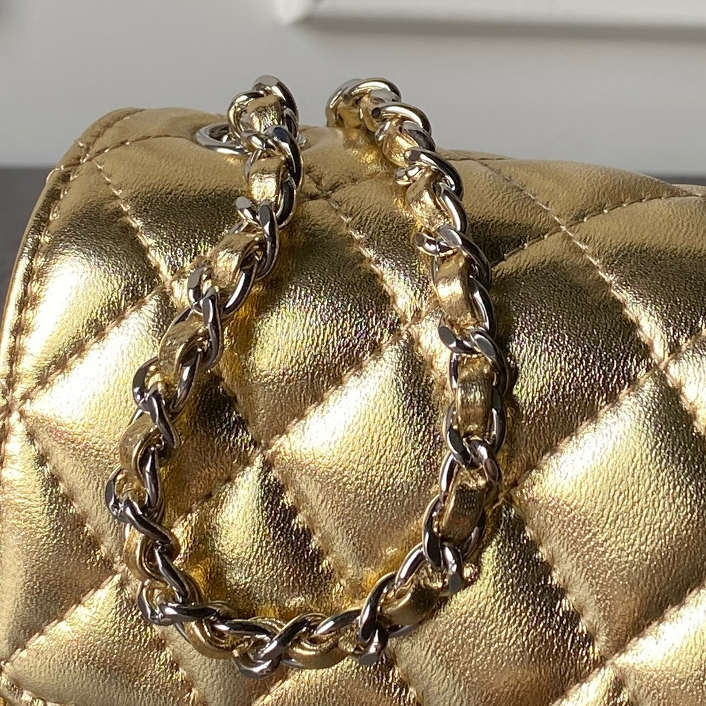 Ch**el Flap Bag AS1787 20x13x7cm