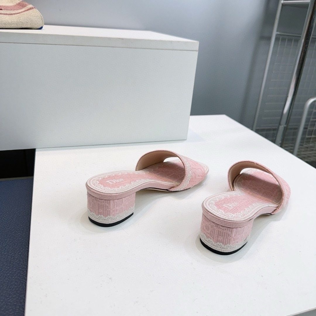 UA D10ramour D10r Dentelle Heeled Slide