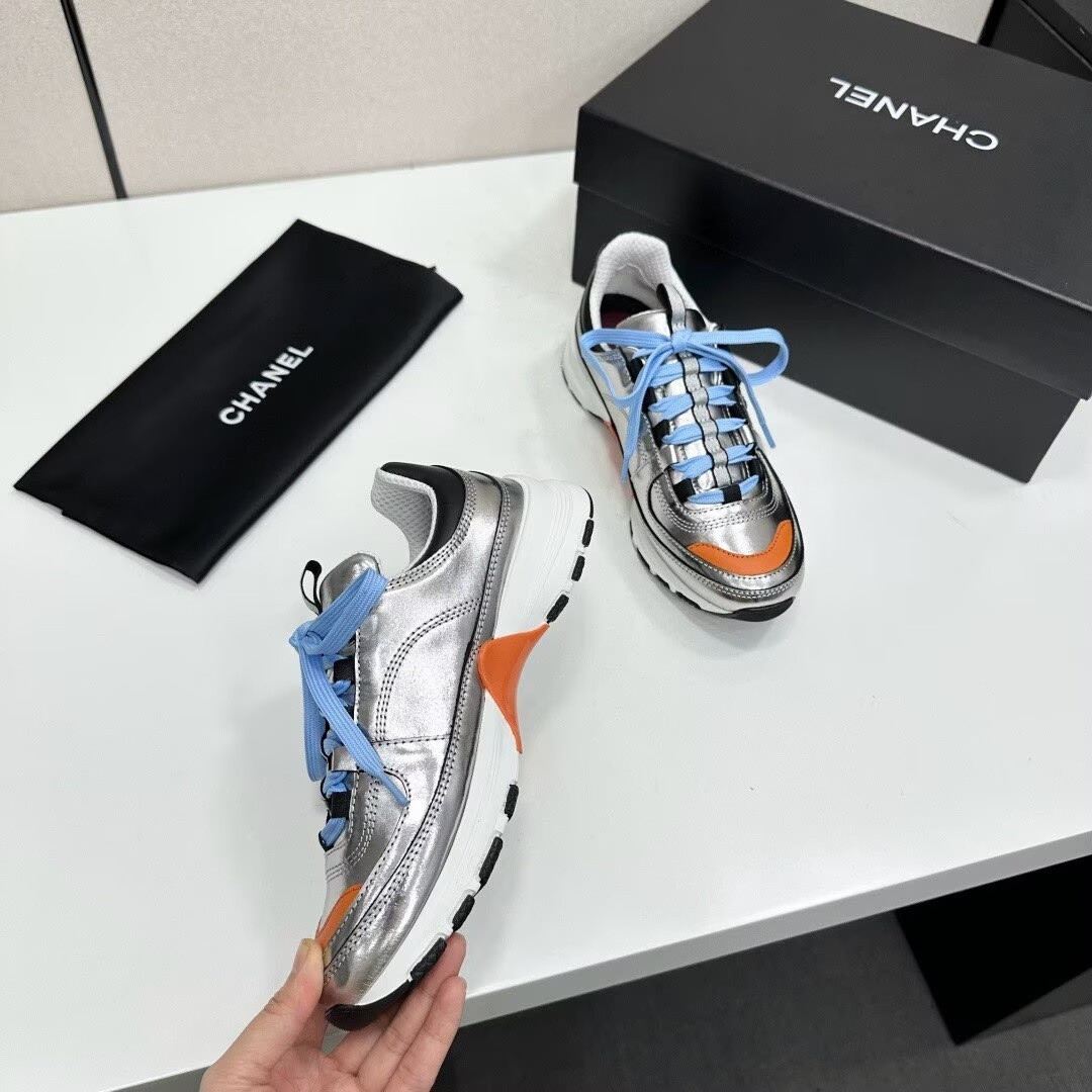 UA Ch**el SNEAKERS