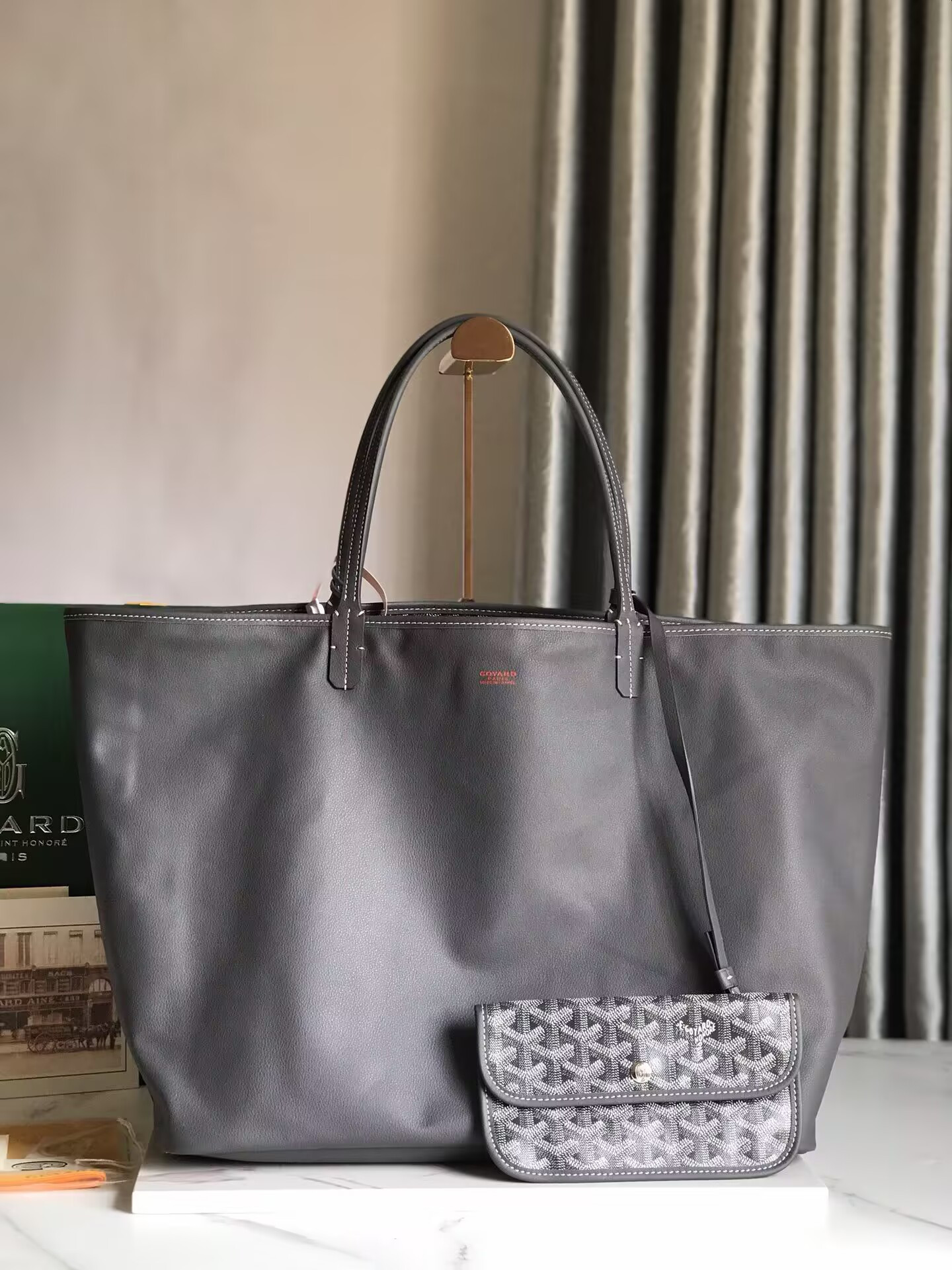 G09ard anjou gm bag 39x32x19cm