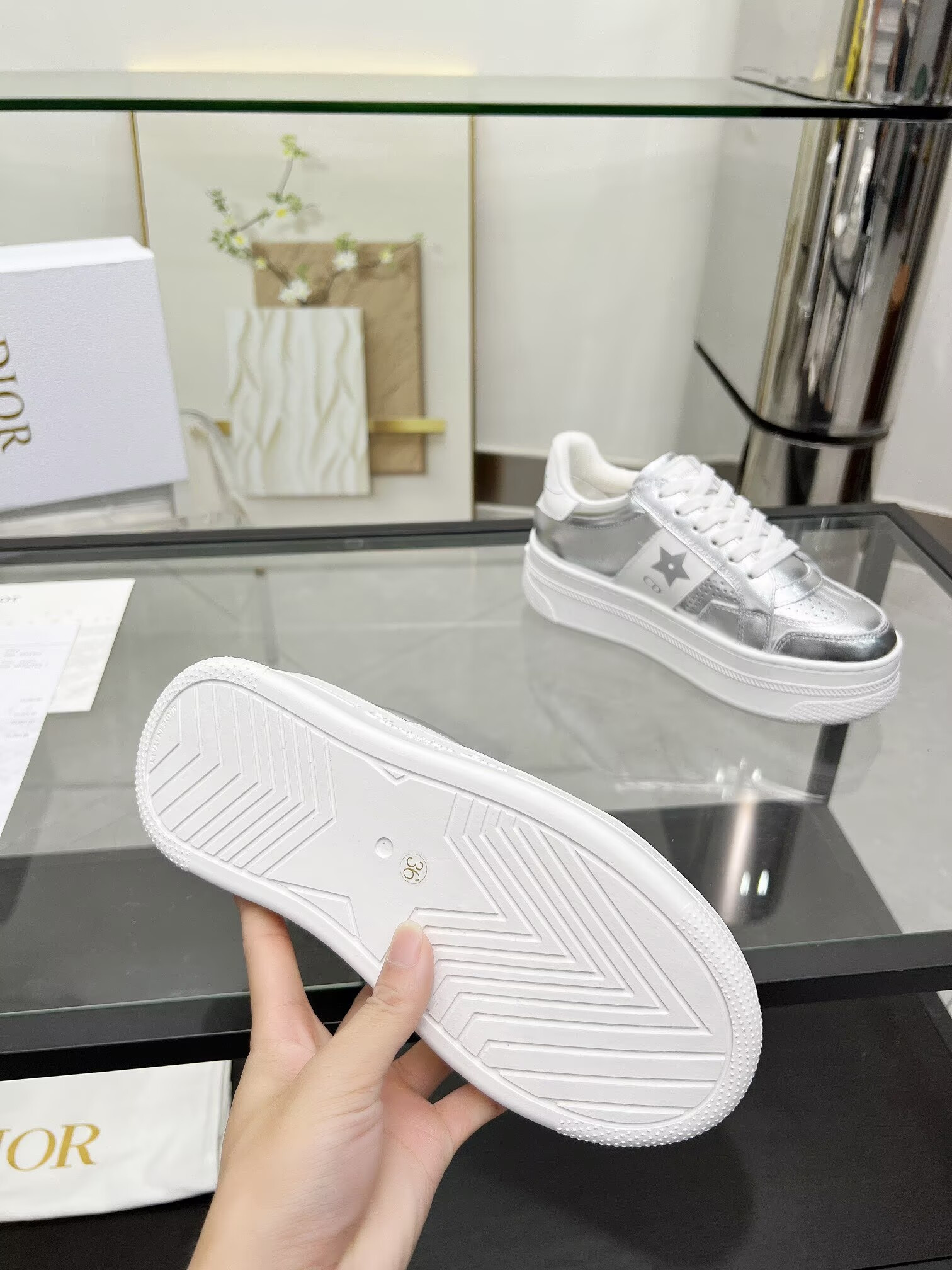 ua D10r star platform sneaker