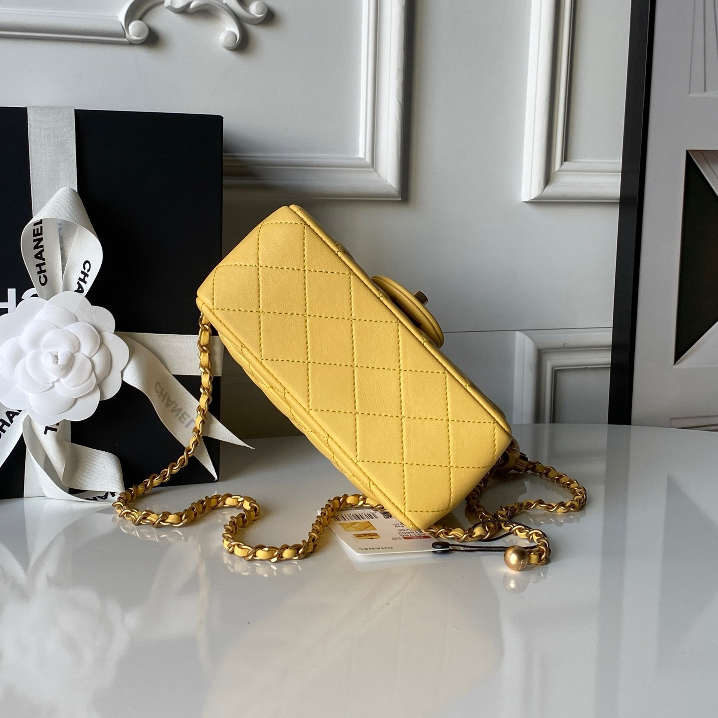 Ch**el MINI FLAP BAG 13.5x17x8cm