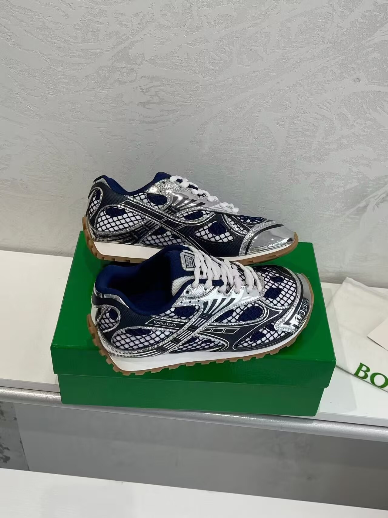 UA B0tt*ga Ven*ta Orbit Sneaker