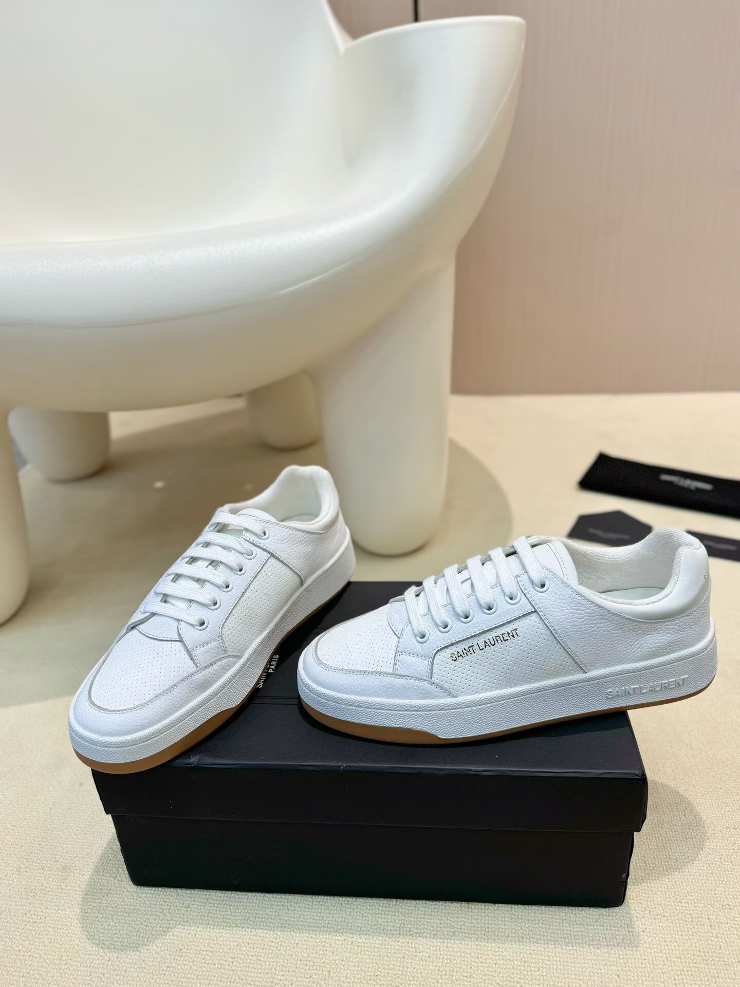 UA Y51 Sneakers