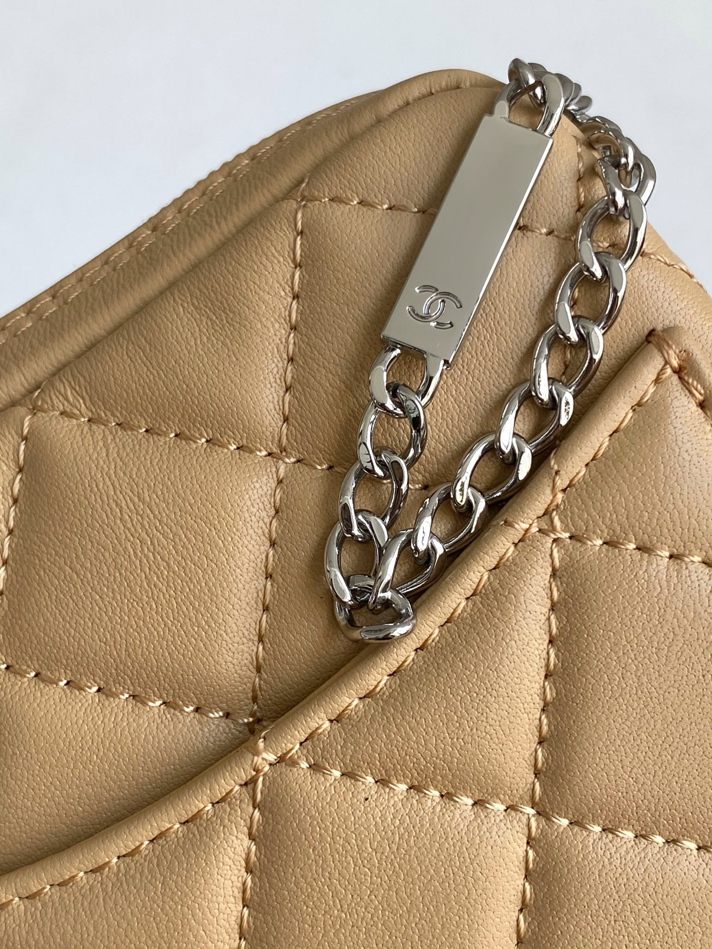 Ch**el cambon line crossbody bag 13x15x3.5cm