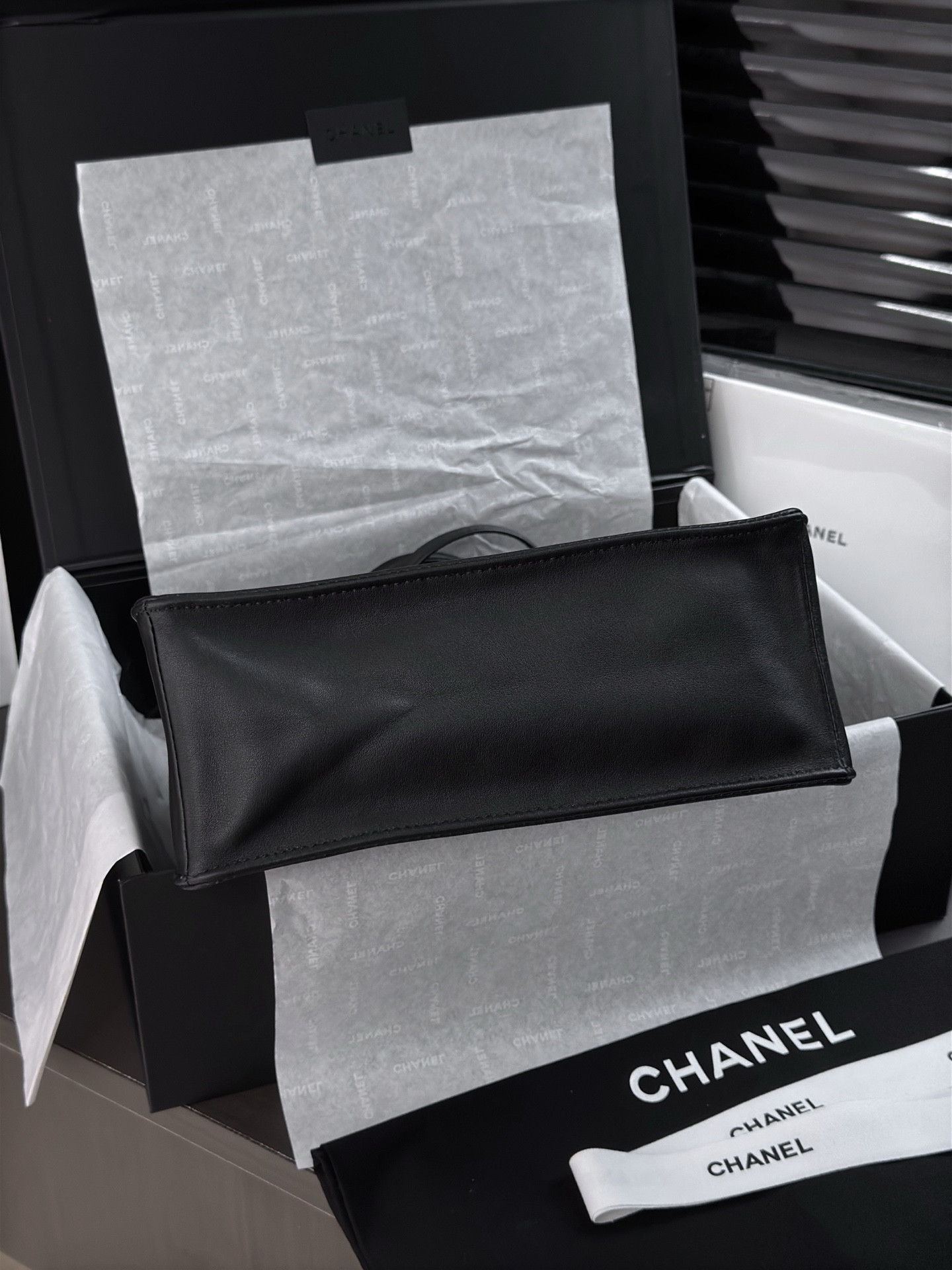 Ch**el Small Shopping Bag AS6452 28.5x23.5x9.5cm