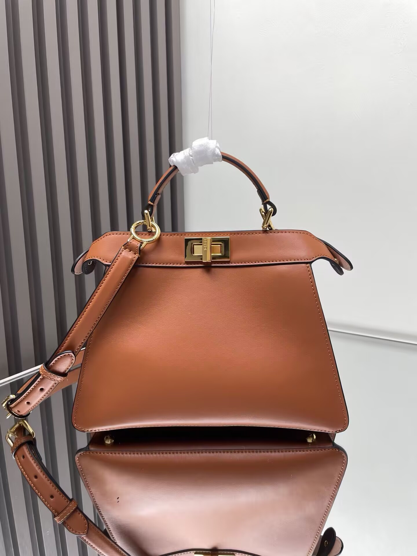 Fendi Small Peekaboo ISeeU 27x21x11cm