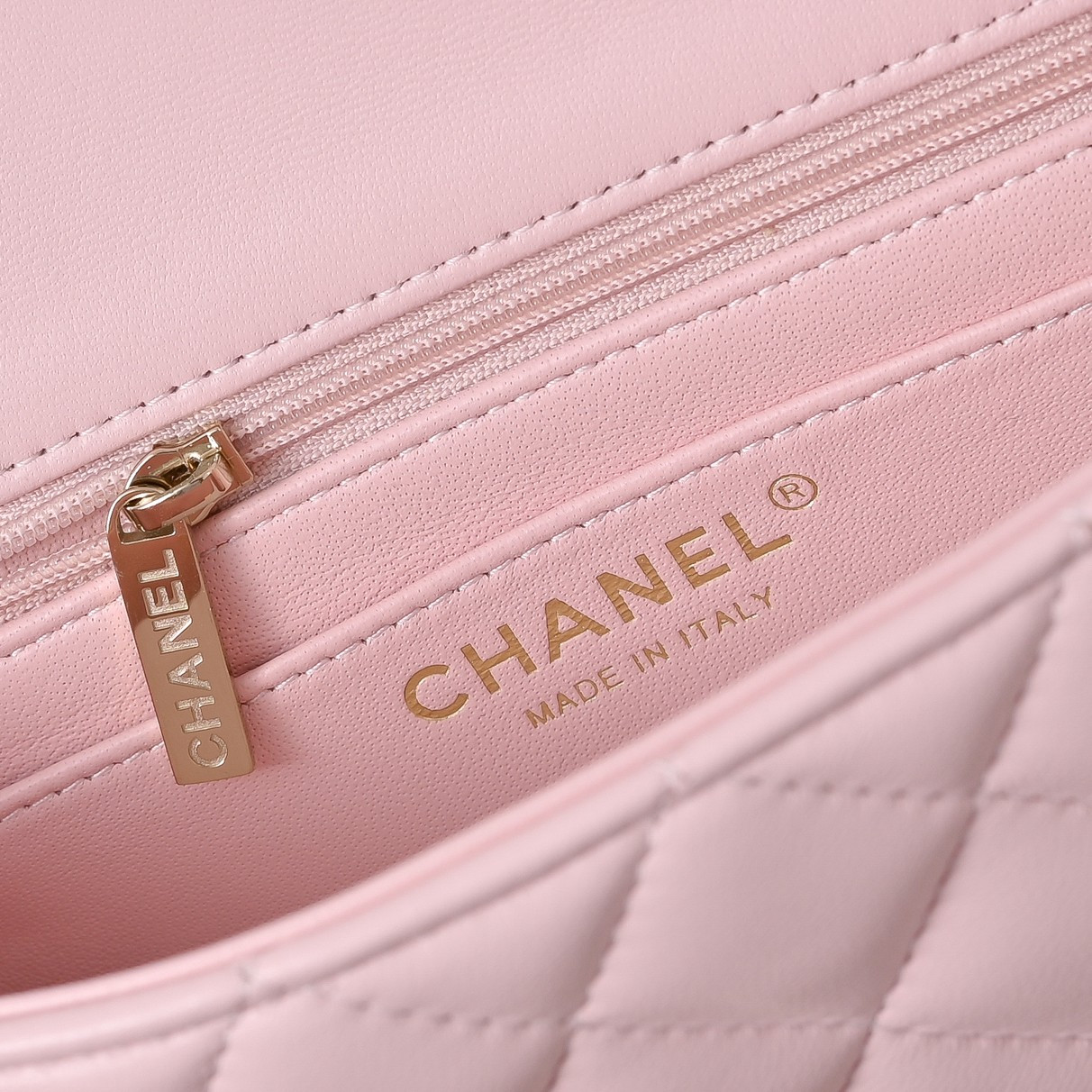 Ch**el mini flap bag 20x12x6.5cm