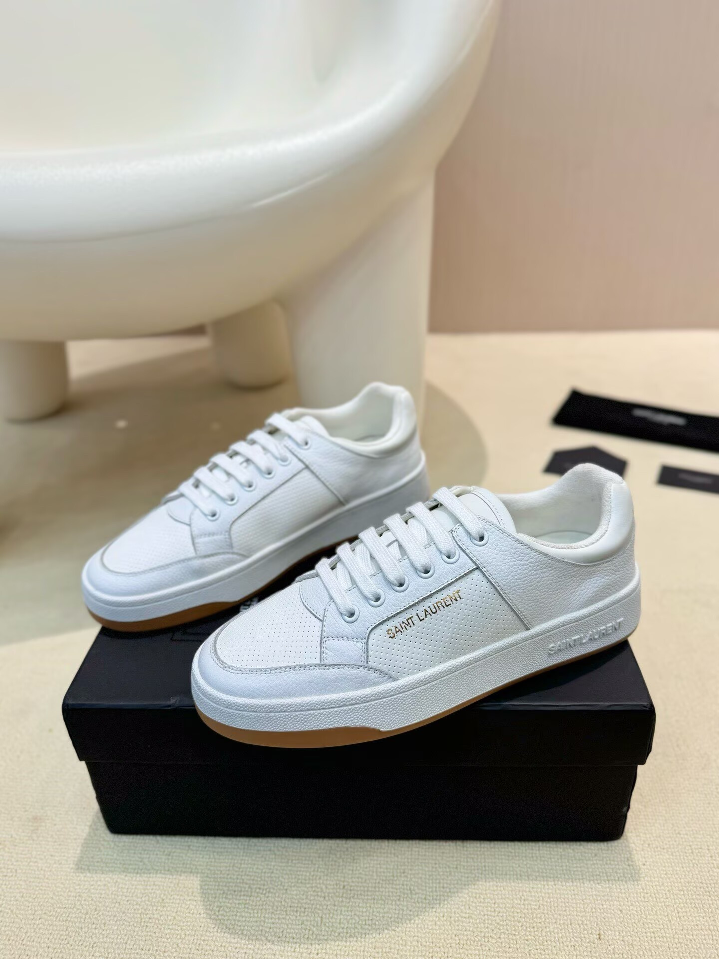 UA Y51 Sneakers