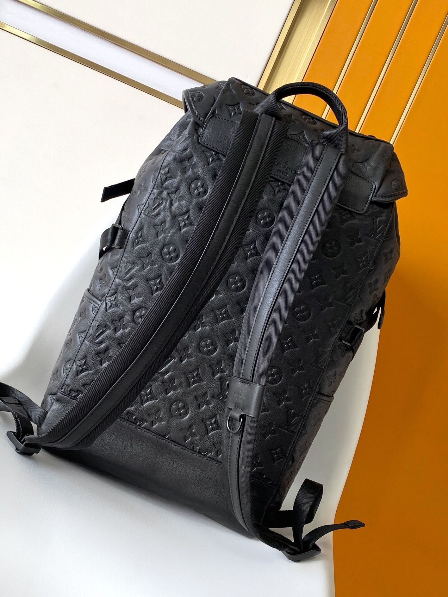 LV GETAWAY Backpack M24776 50x15x29cm Without box