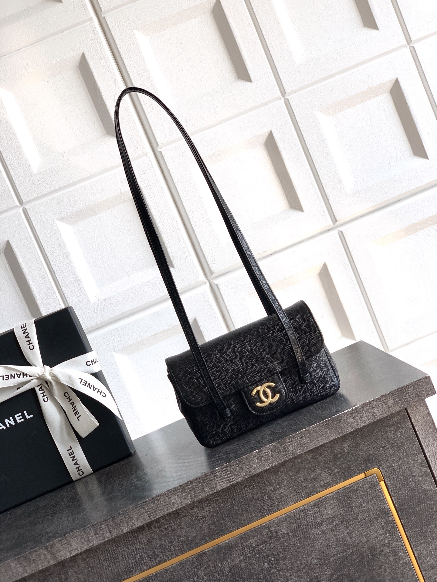 Ch**el flap bag 11.5x17x5cm