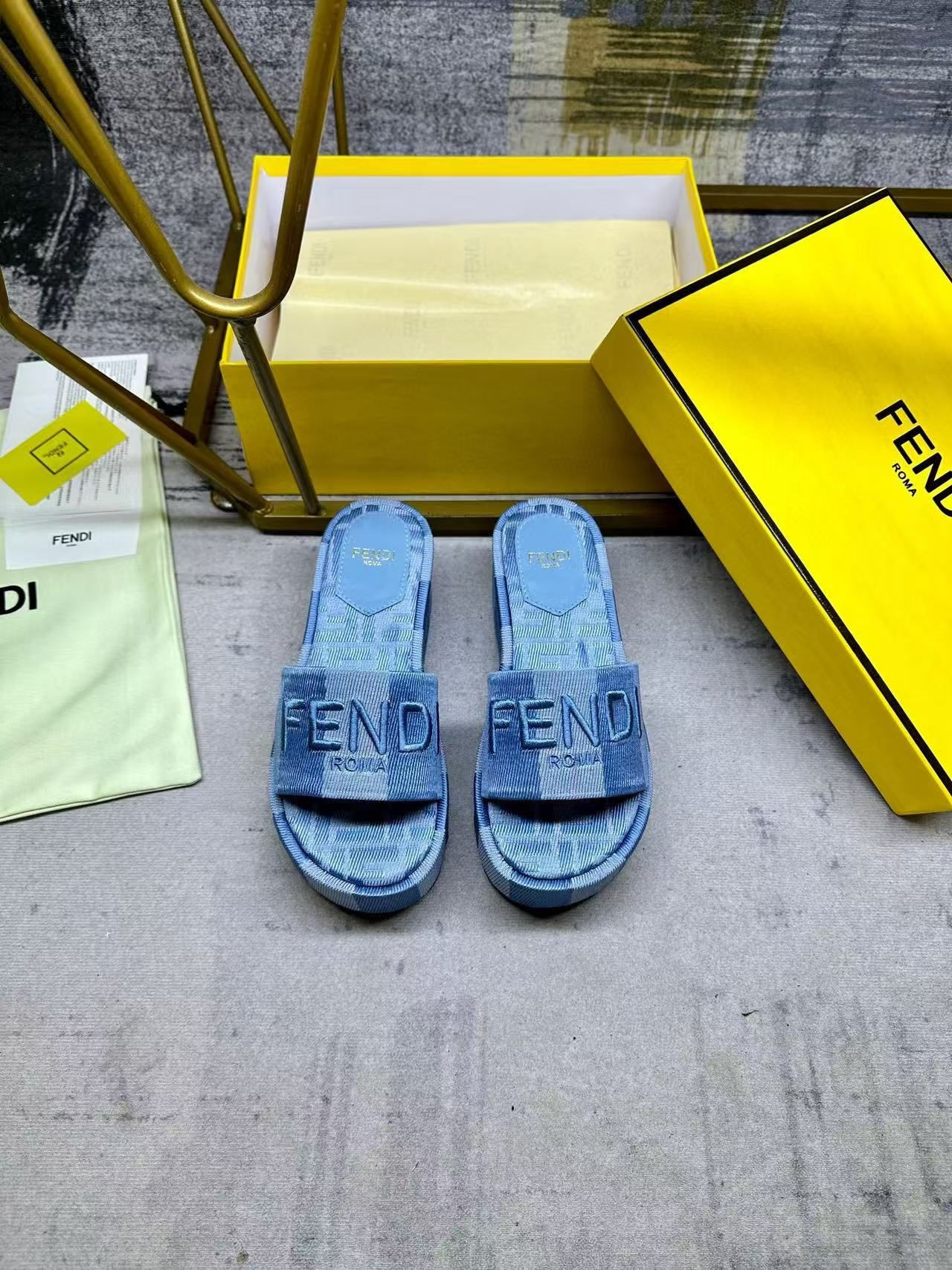 UA F**di Sunshine Light Blue De*1m-effect Jacquard Flatform Sandals