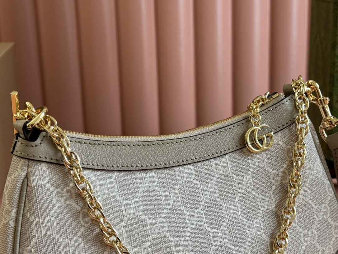 Gvc*1 Ophidia GG Small handbag 9.8x 6.1 x 2.4inch