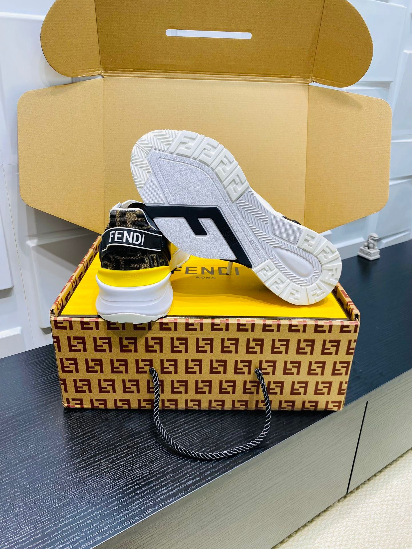 UA F**di Flow Sneaker(Decorative box not included. Photo prop only)