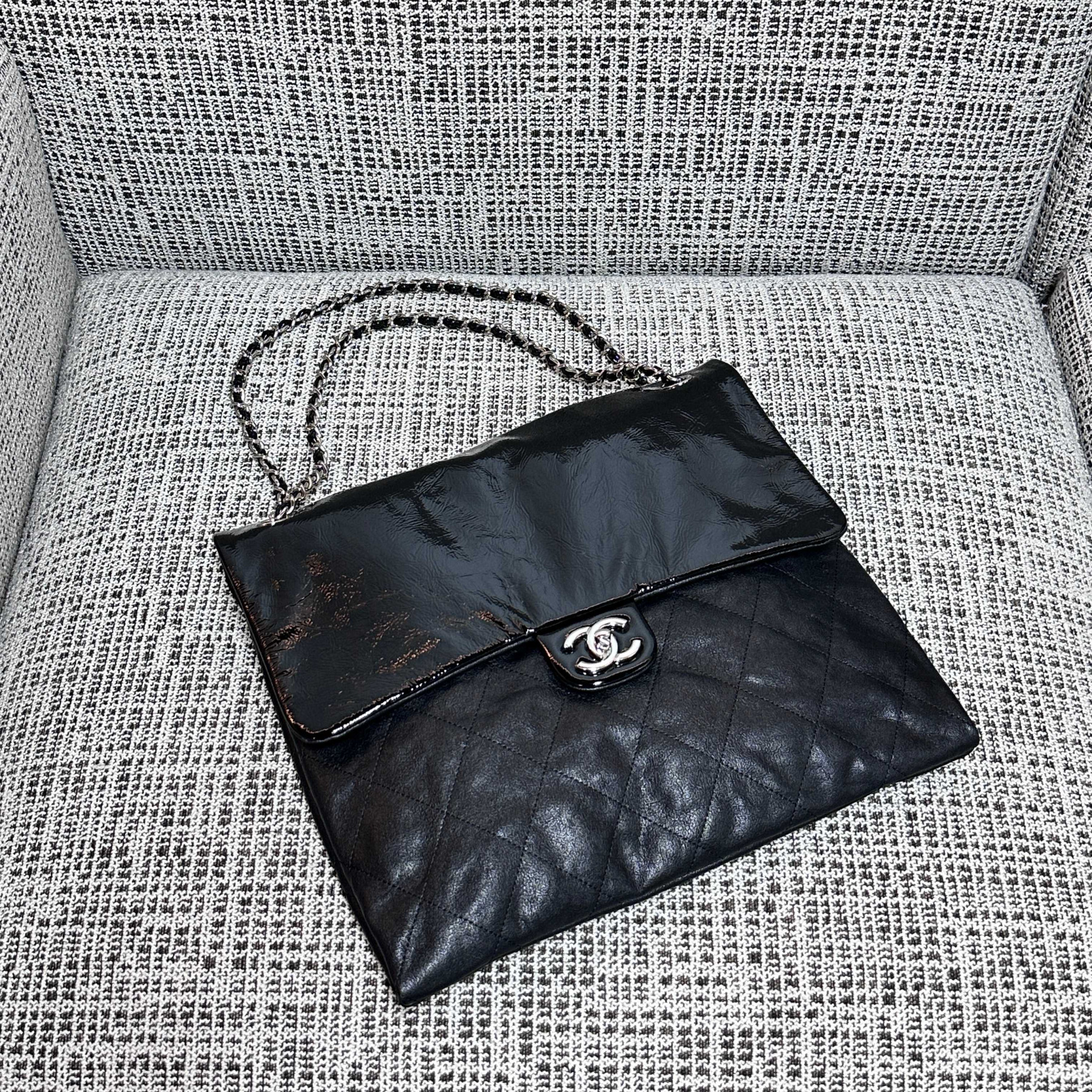 Chanel Hobo Bag 33x30x5cm