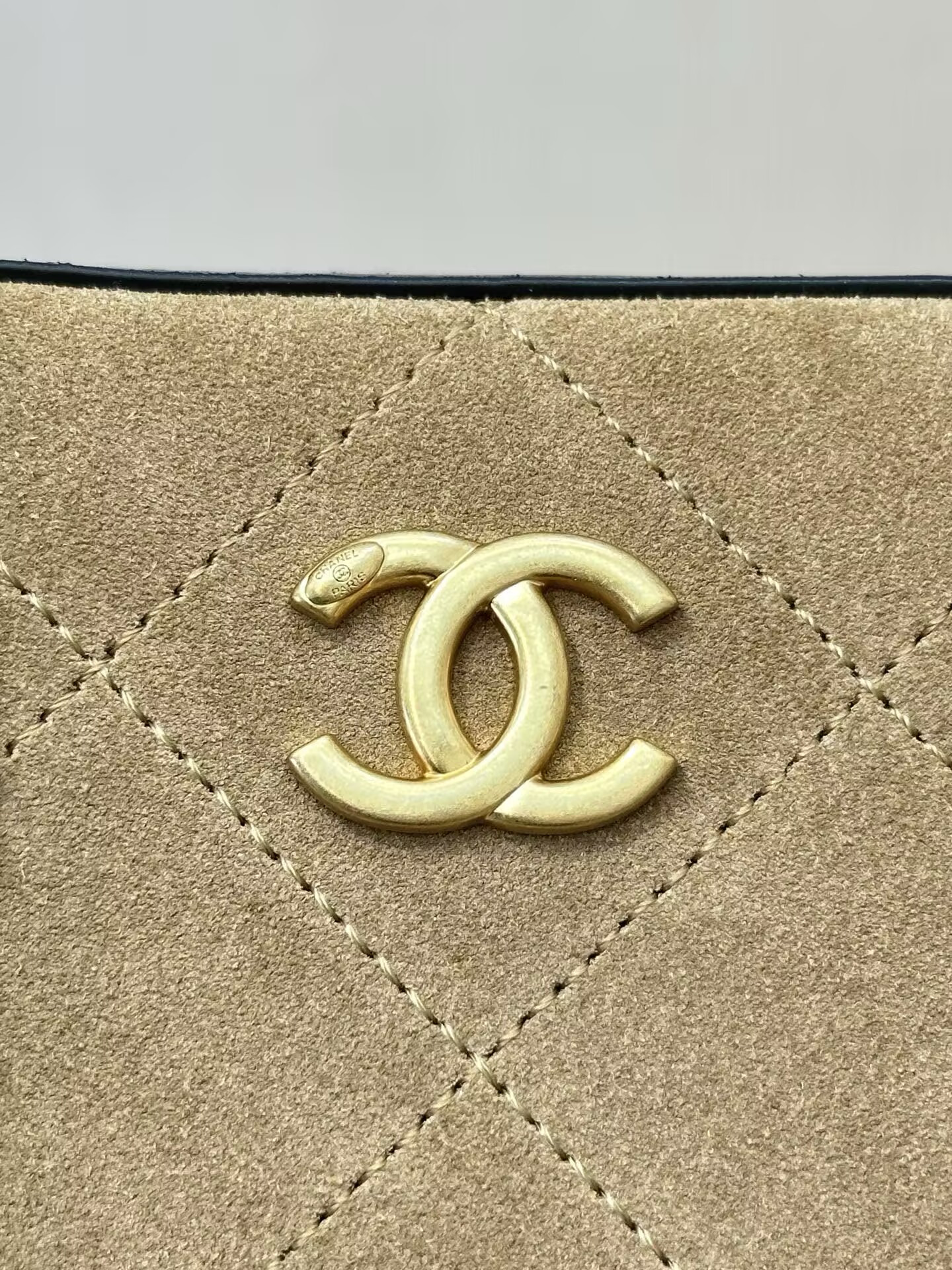 Ch**el Clutch with chain AP5092 11.5x19.5x5.5cm