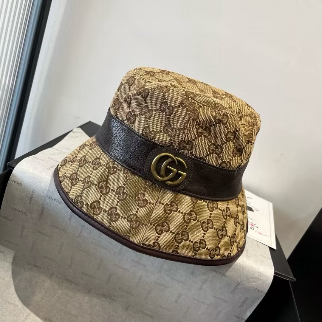 Gucci GG canvas bucket Hat