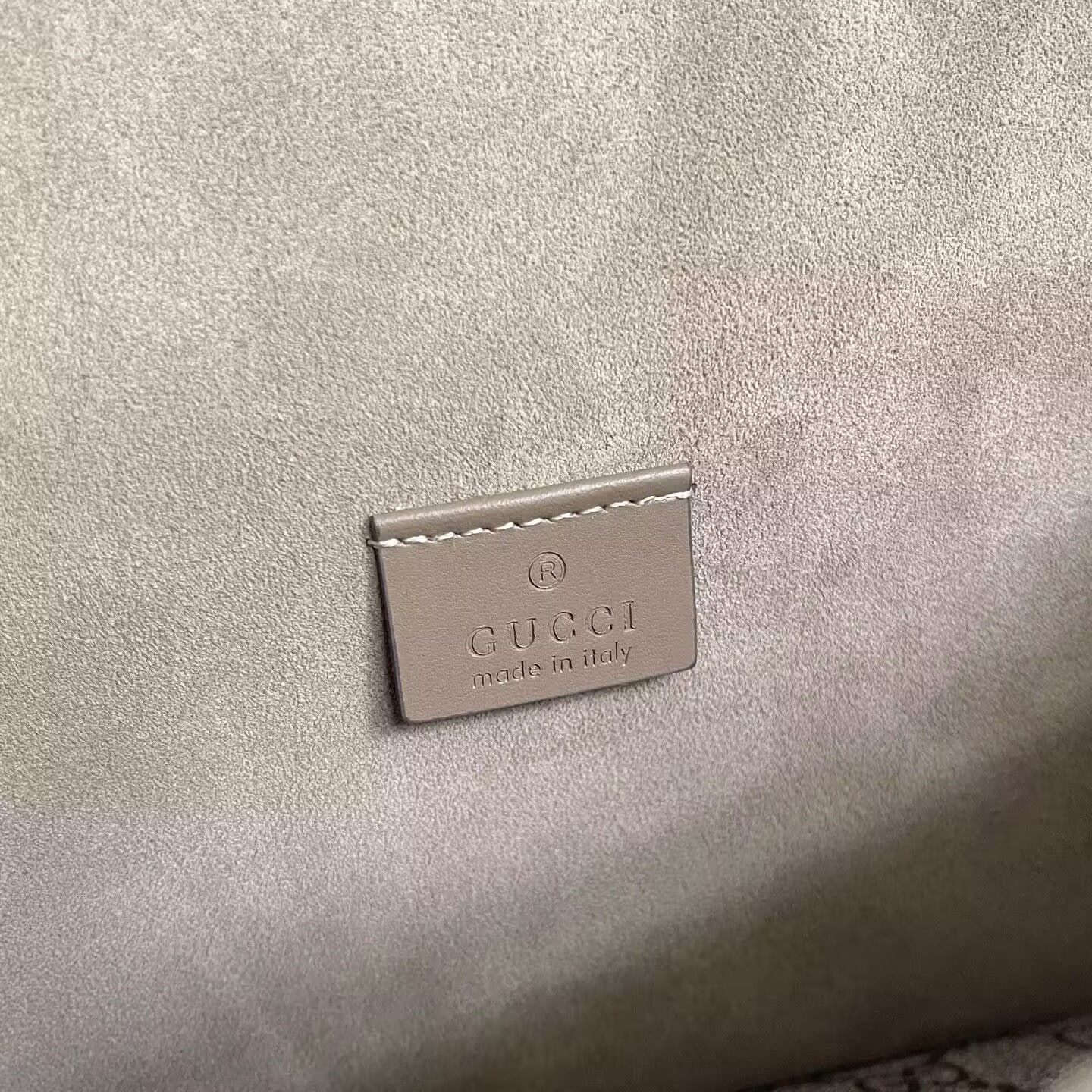 Gucci Dionysus Shoulder Bag 25x13.5x7cm