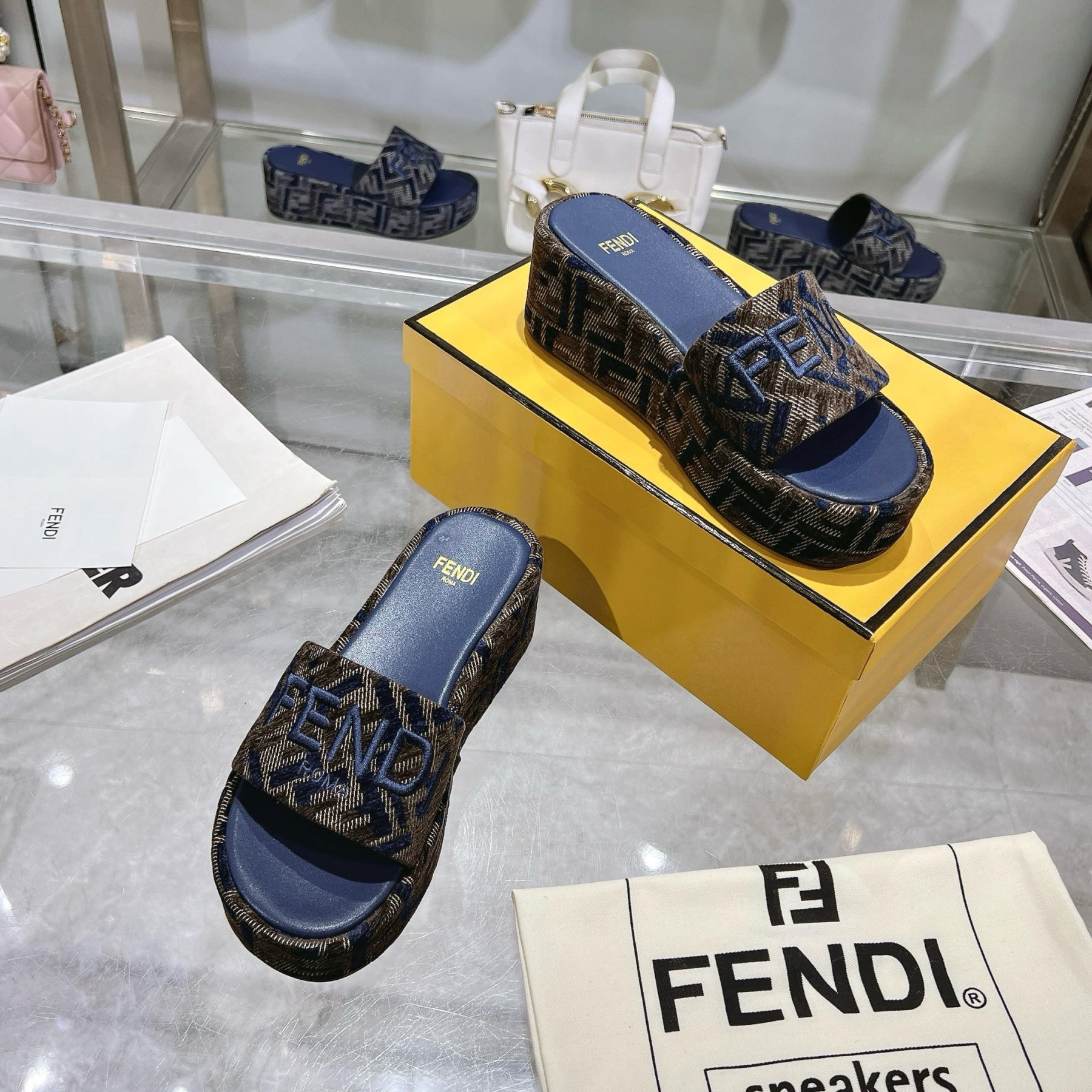 UA F**di Sunshine FF Chenille Jacquard Platform Sandals