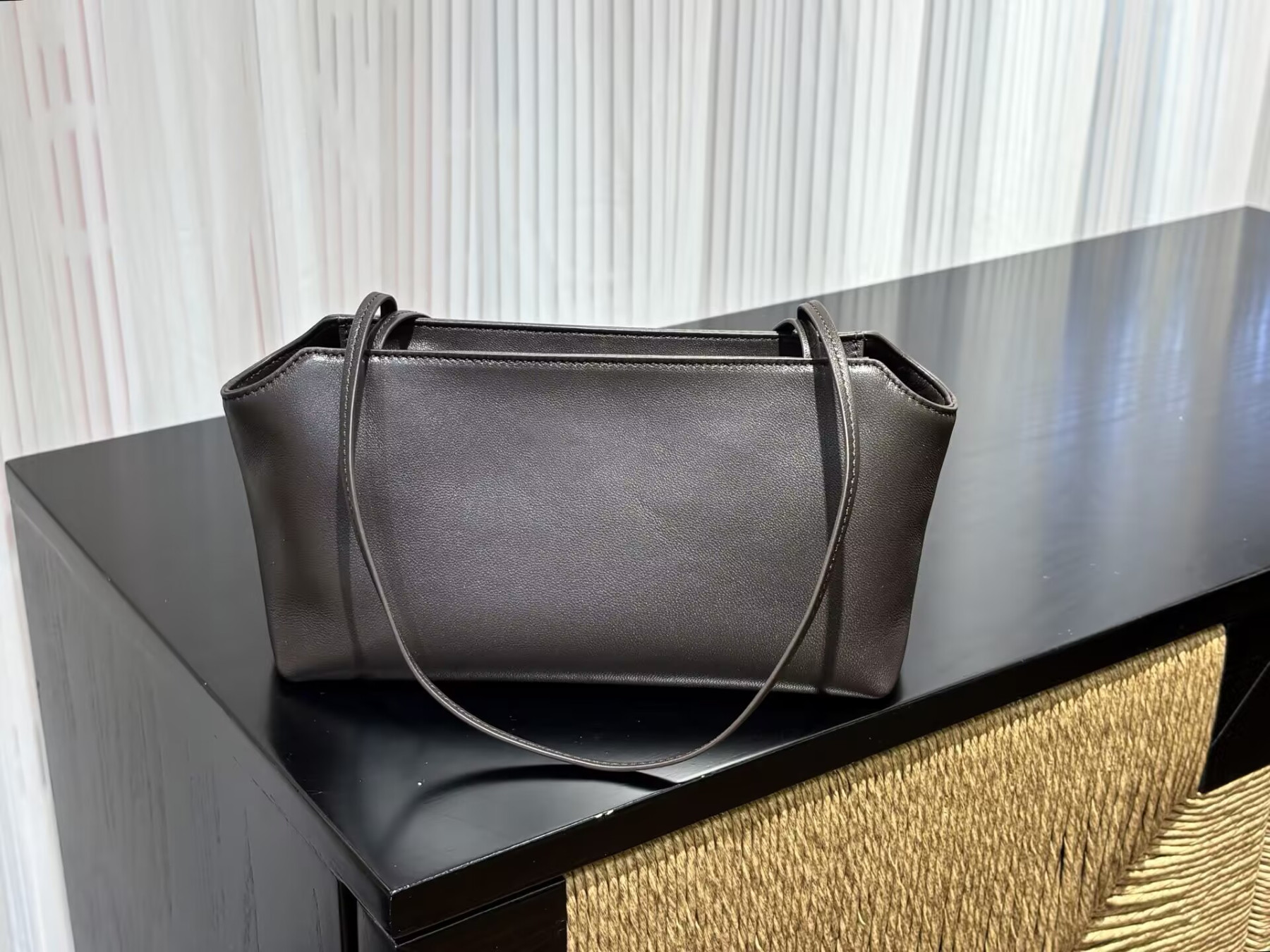 The R0w Terrasse To-Go Bag 21x13x11cm