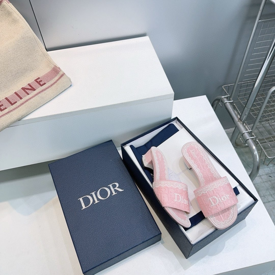 UA D10ramour D10r Dentelle Heeled Slide