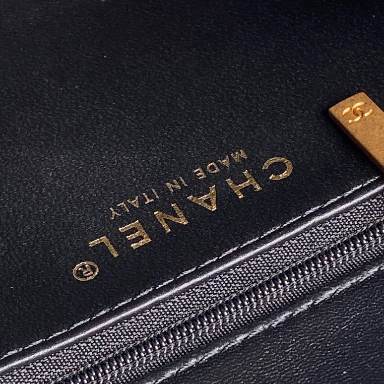 Ch**el Mini Flap Bag 12 x 18 x 6cm