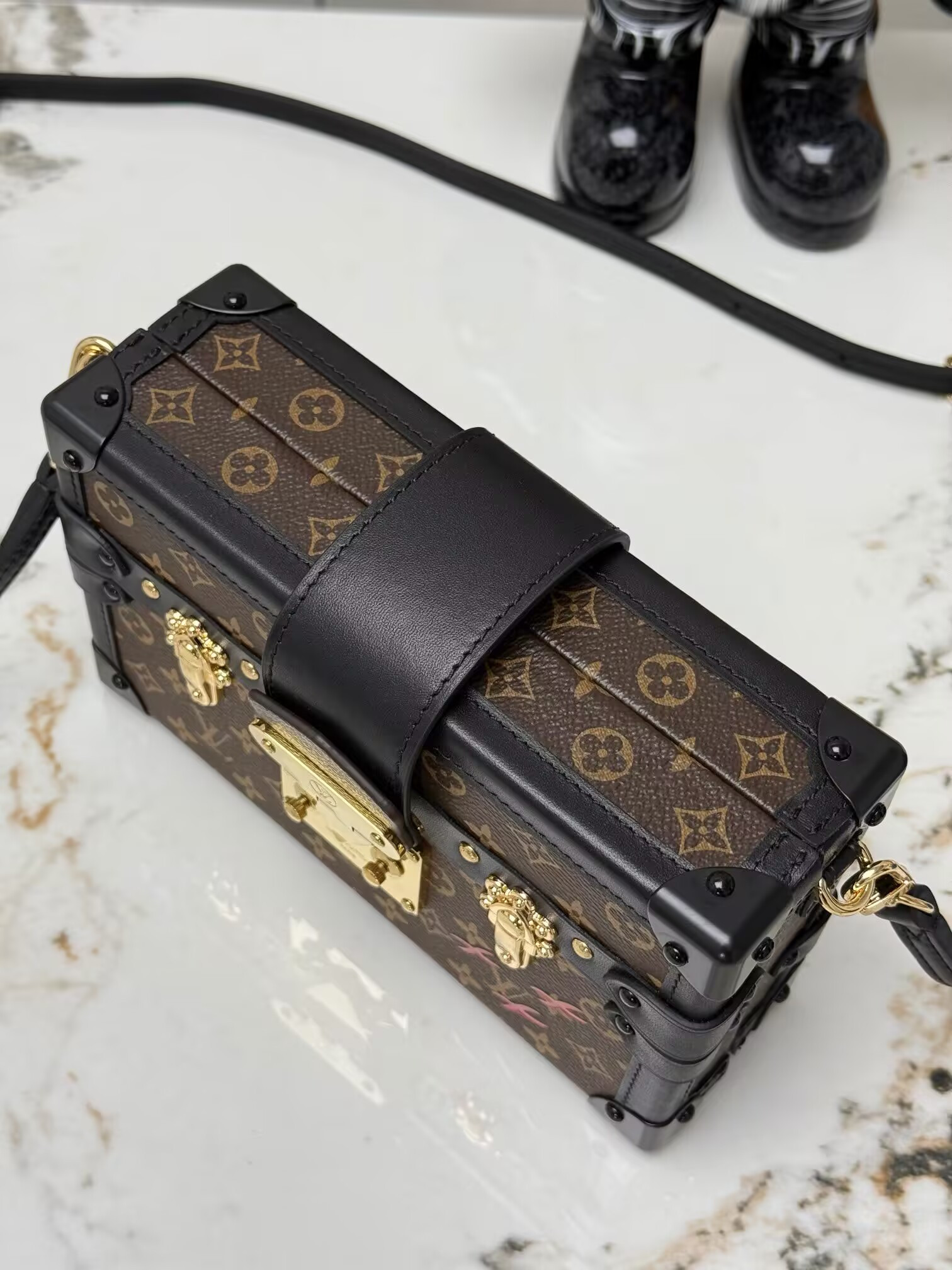 LV Petite Malle Bag M45943 20x12.5x6cm