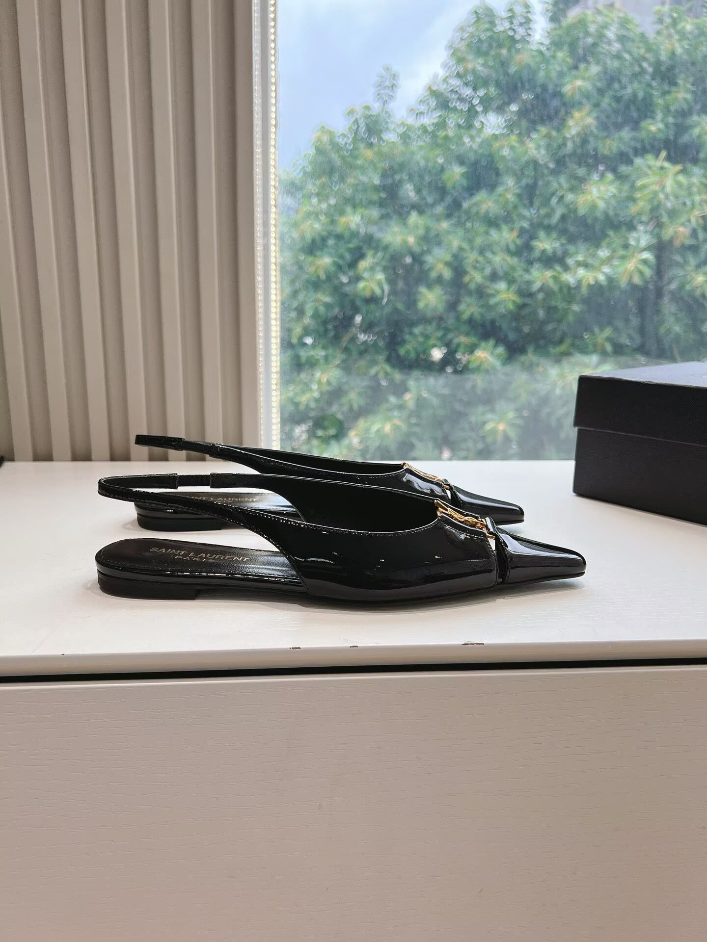 UA Y51 Sa1nt Lau*nt Slingback
