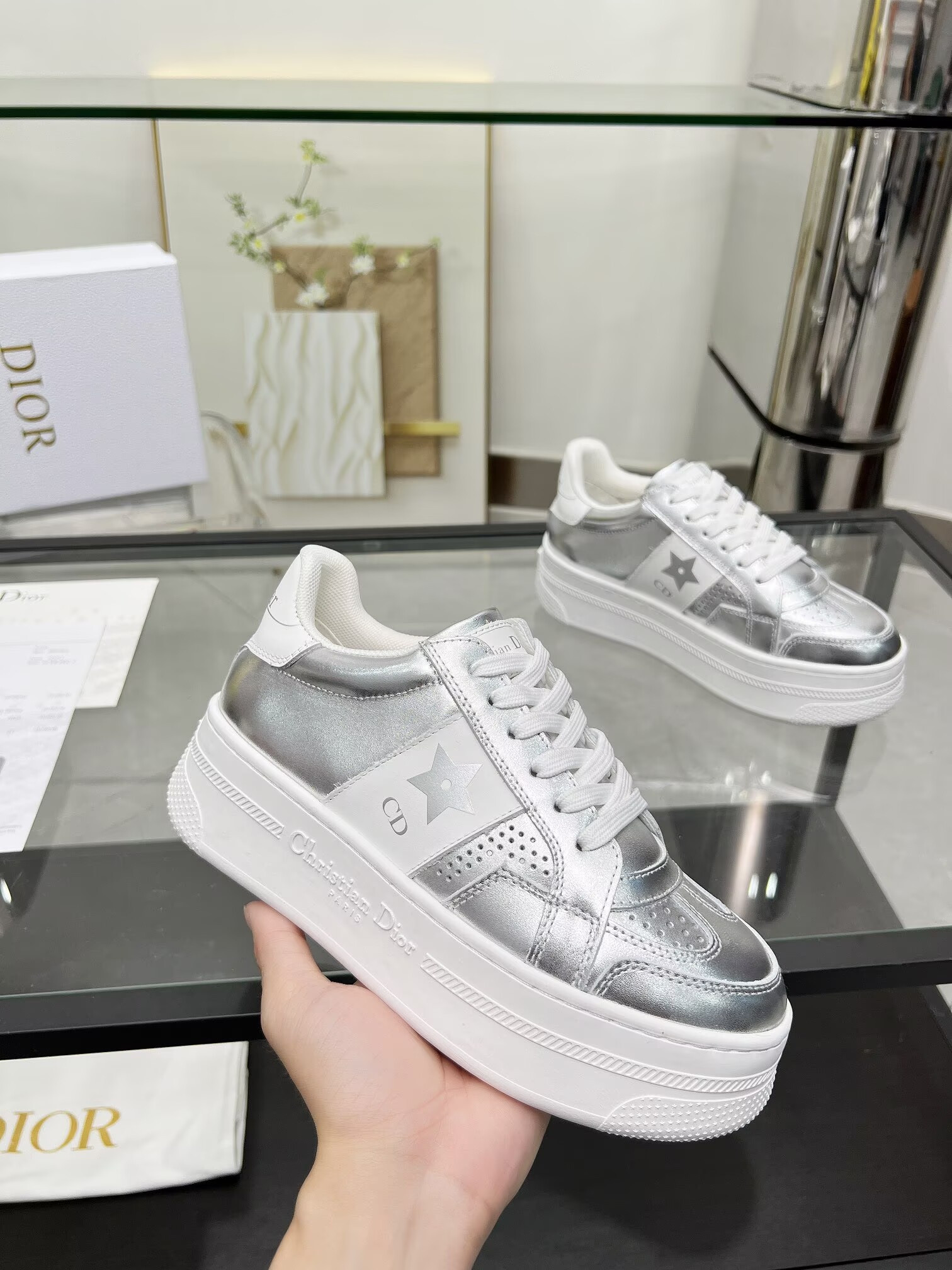 ua D10r star platform sneaker