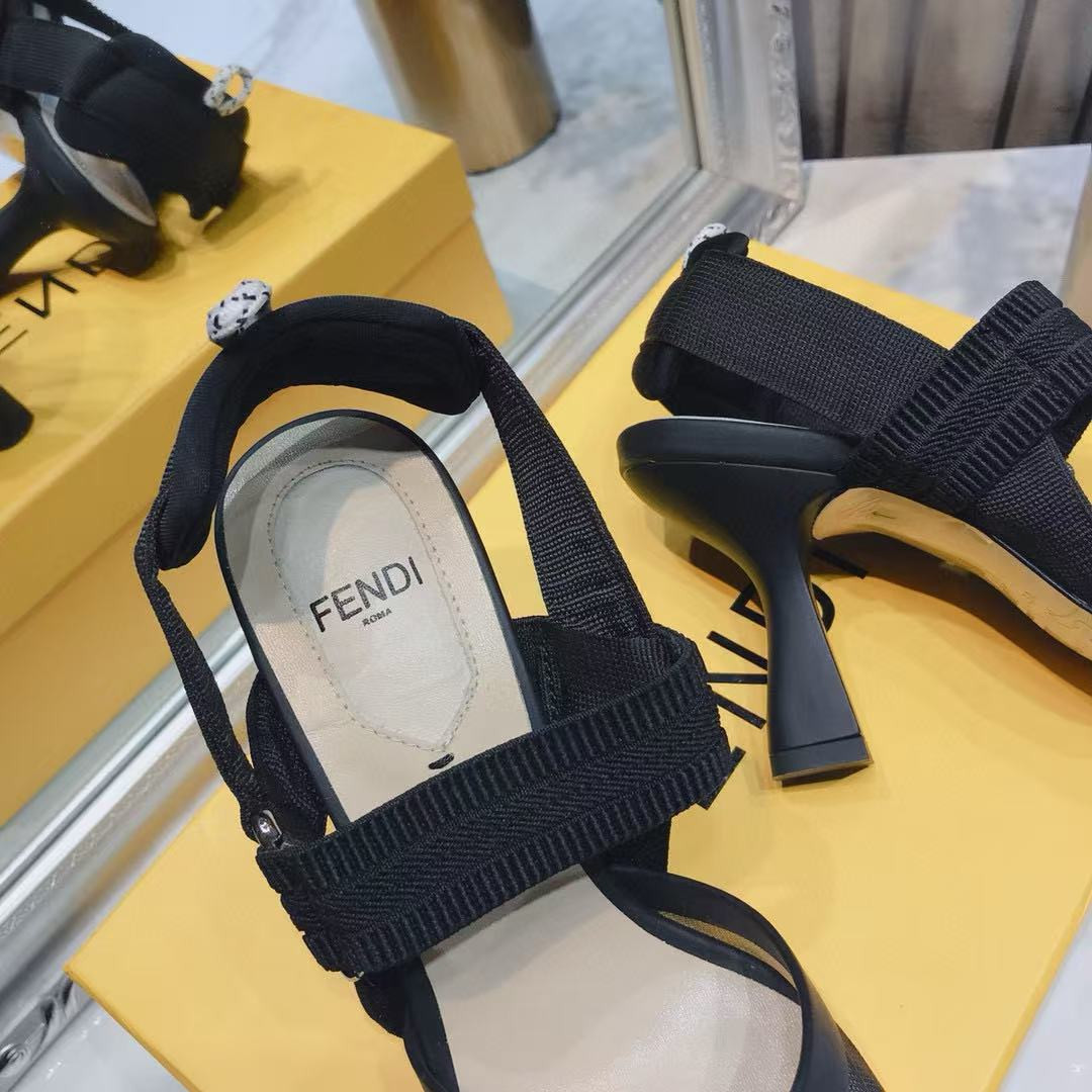 UA F**di Colibri Mesh Slingback Black Pumps