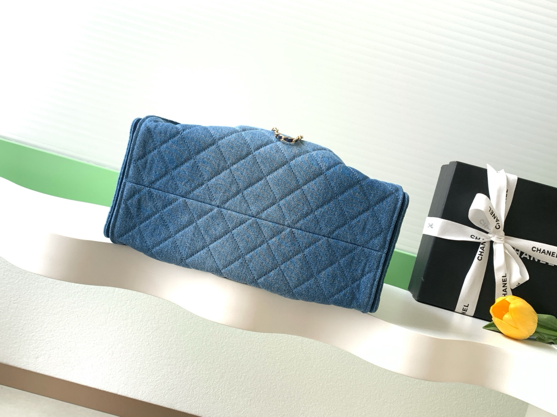 CHANEL 25C Bucket Hobo Bag AS5231 40x30x15cm