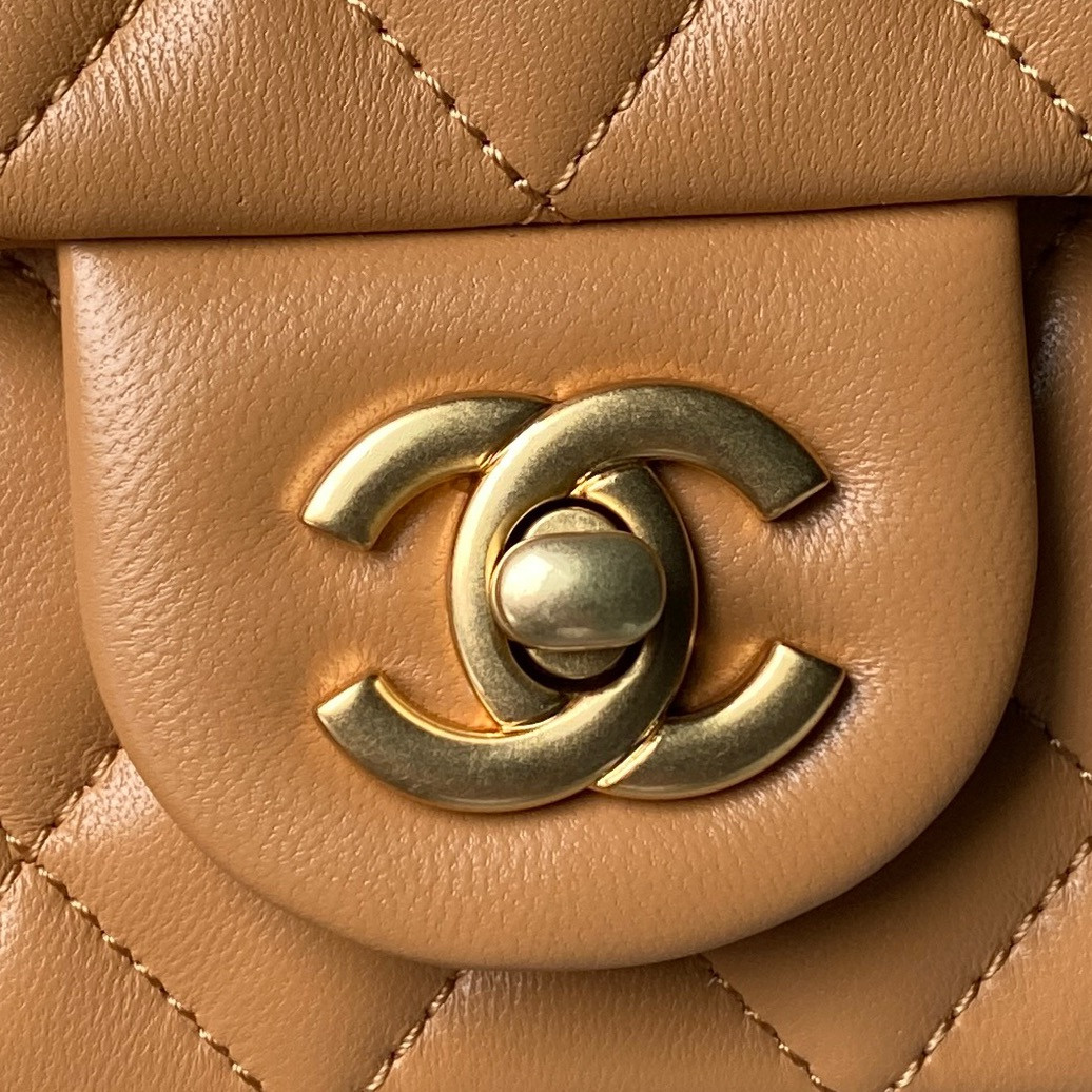 Ch**el MINI FLAP BAG 13.5x17x8cm