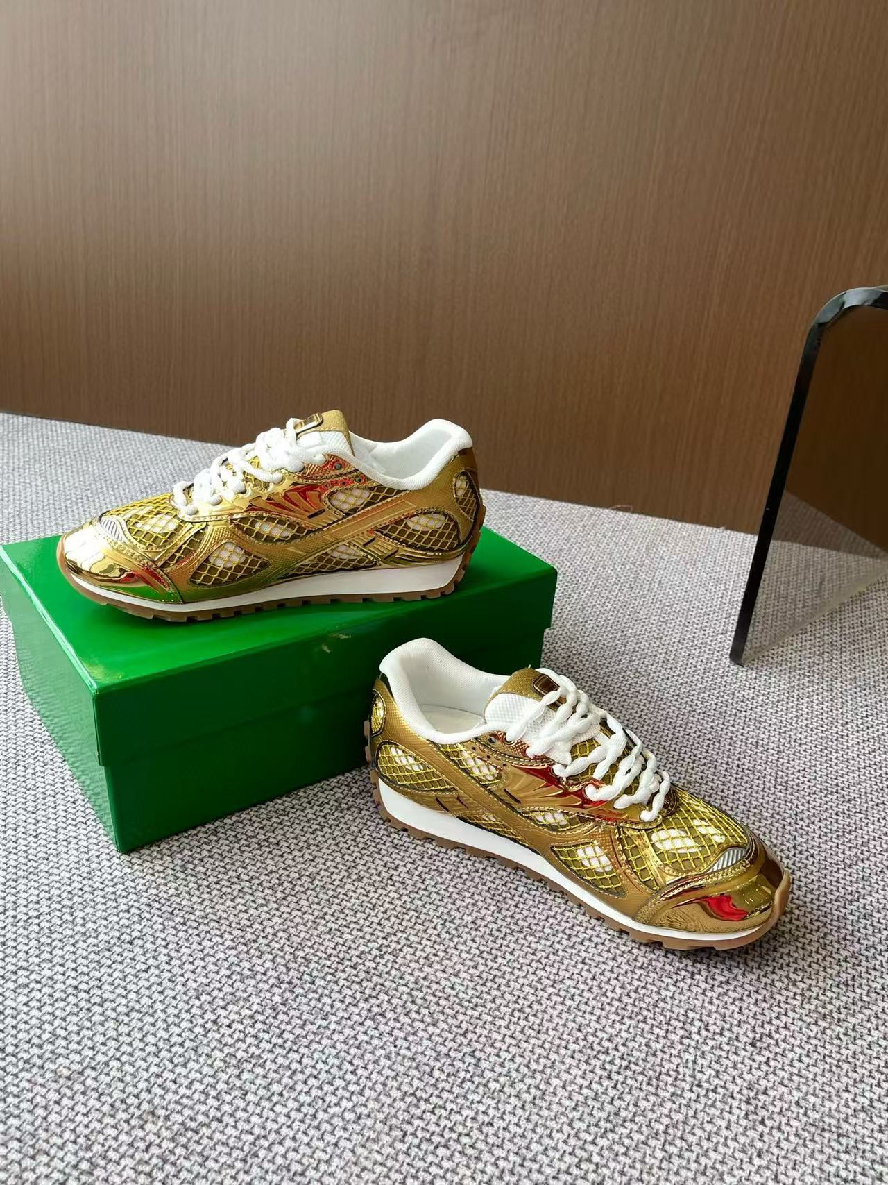 UA B0tt*ga Ven*ta Orbit Sneaker