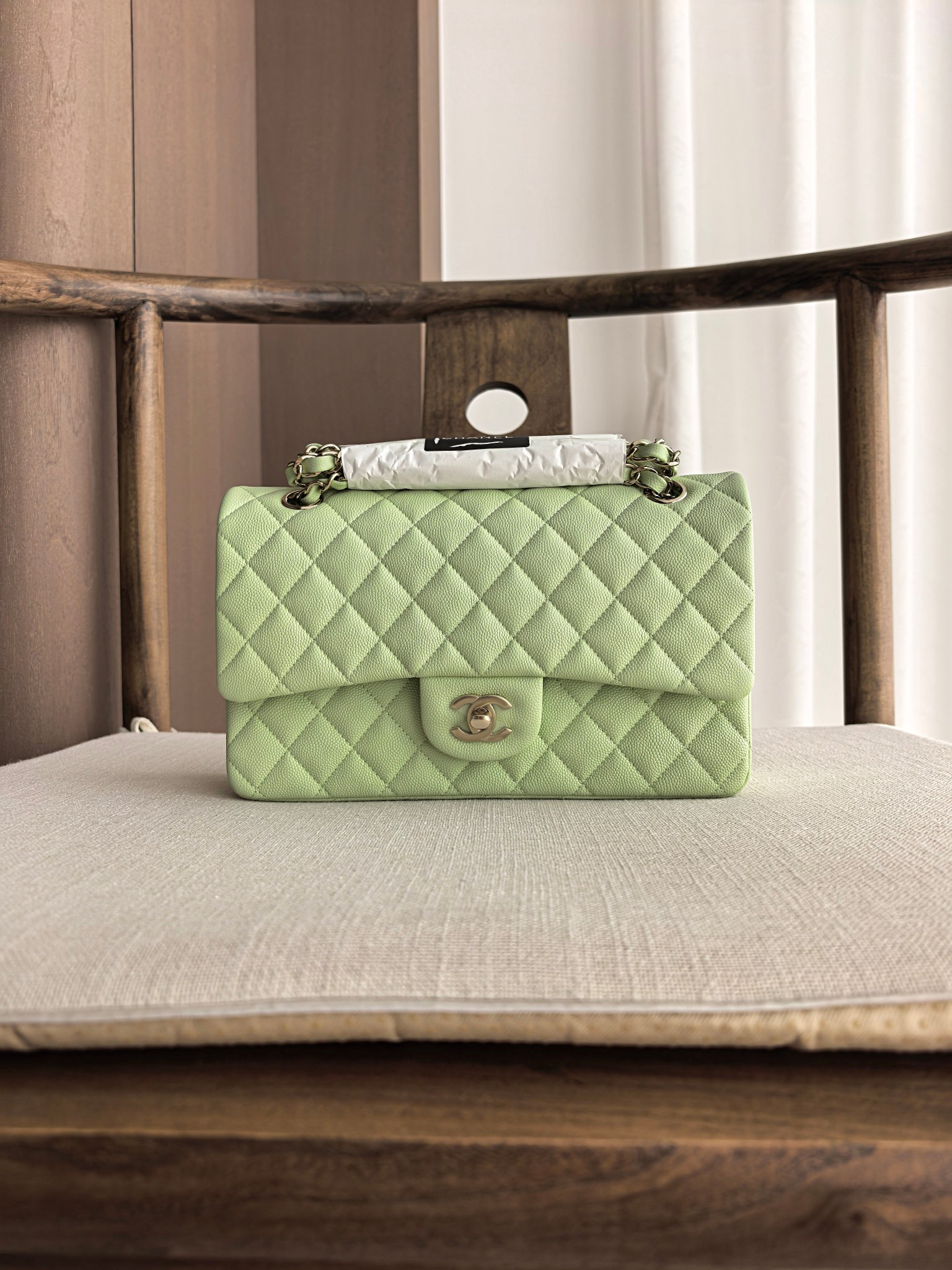 Ch**el Classic Flap Mint Green Bag with Light Gold Hardware A01112 15.5x25.5x6cm