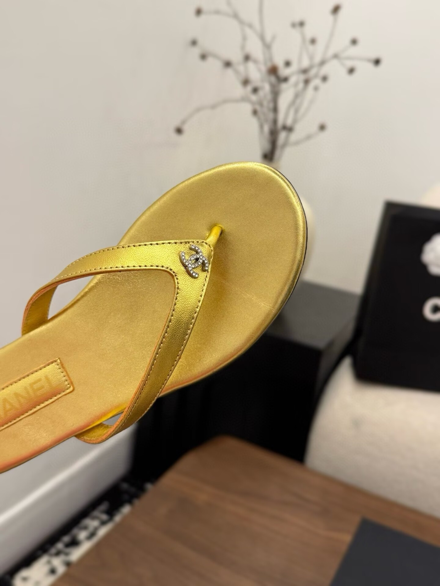 ua Ch**el slides