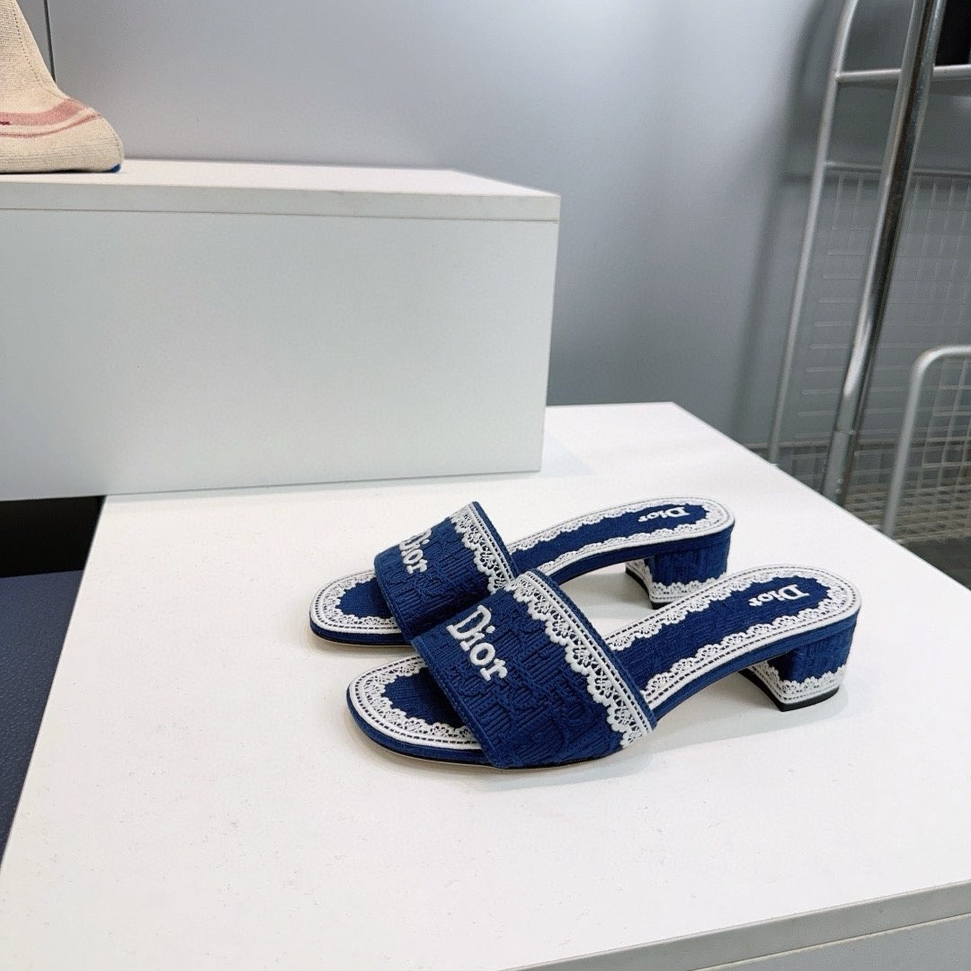 UA D10ramour D10r Dentelle Heeled Slide