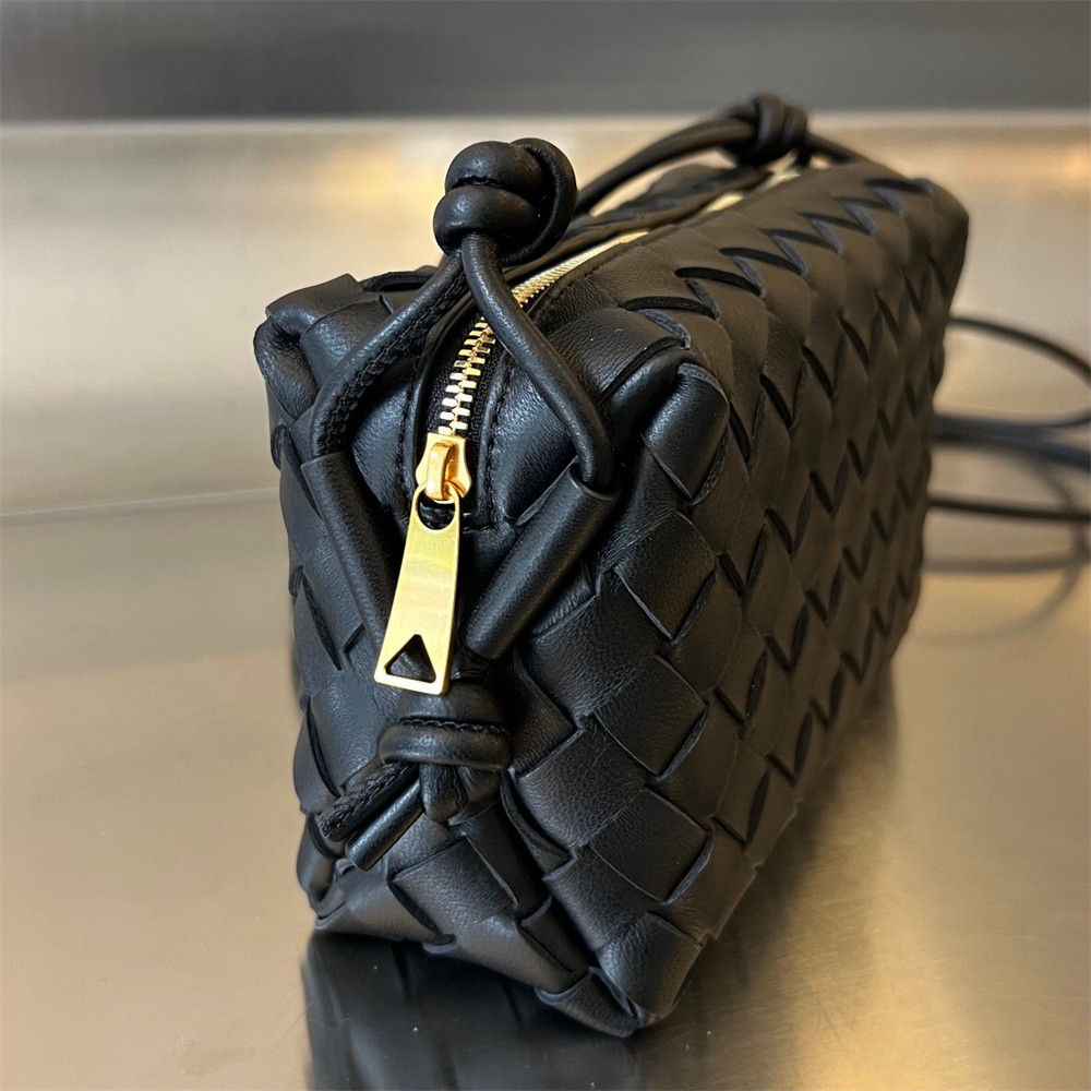 B0tt*ga Ven*ta Small Loop Cross-Body Bag 17x10x6cm