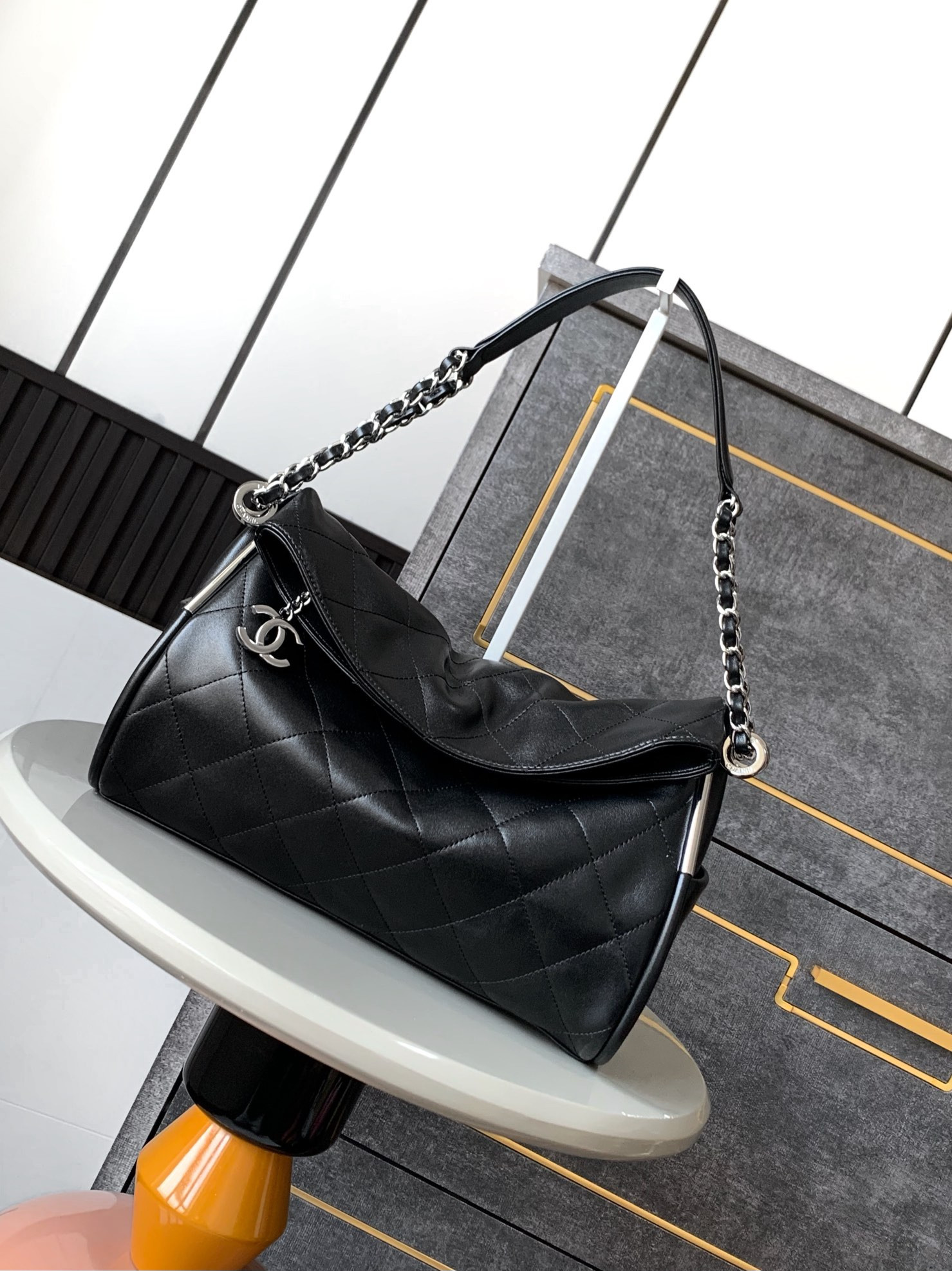 Ch**el Hobo Bag 30x20x12cm