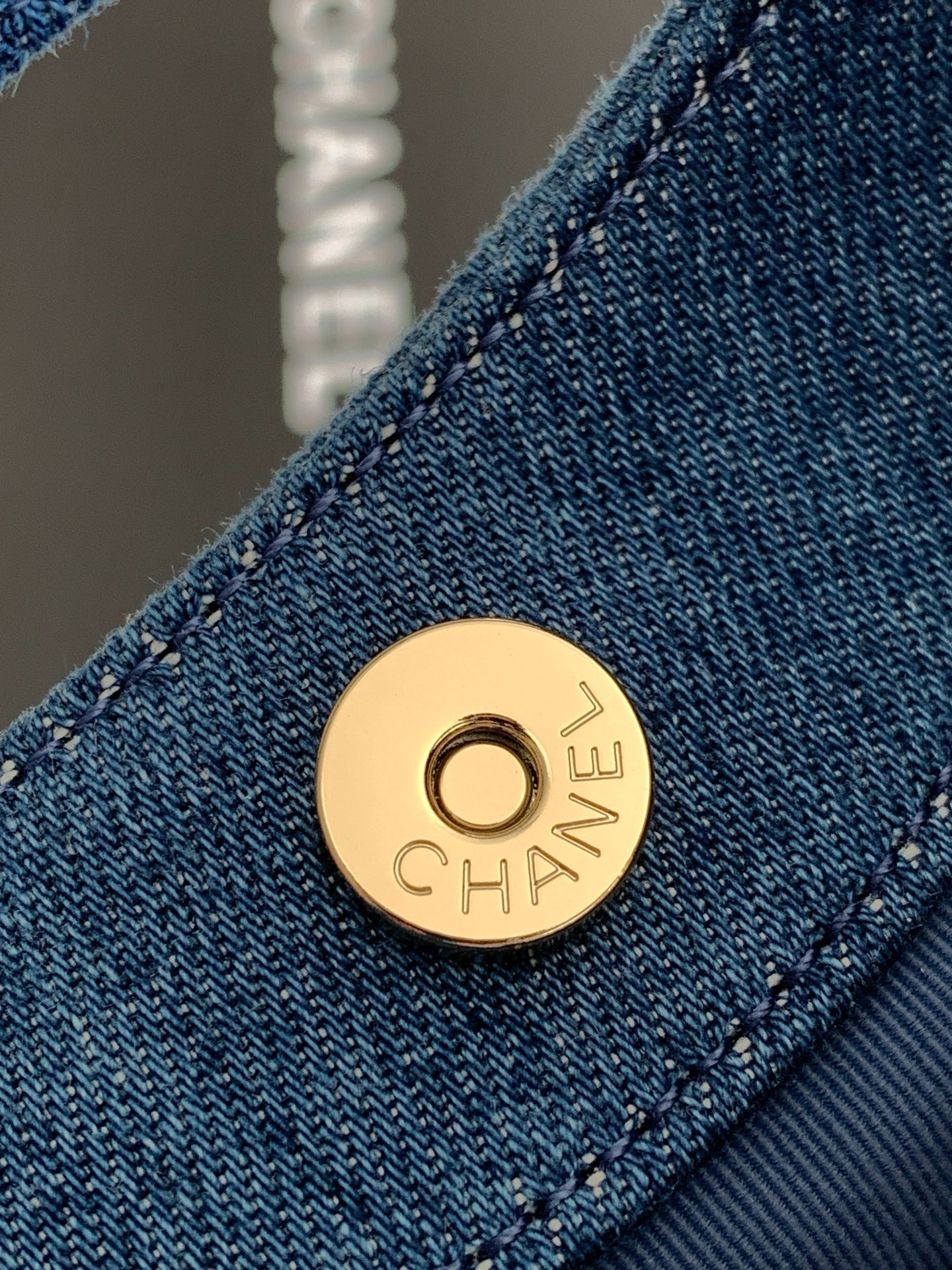 Chanel Clutch with chain AP3656 17x20.5x3.5cm