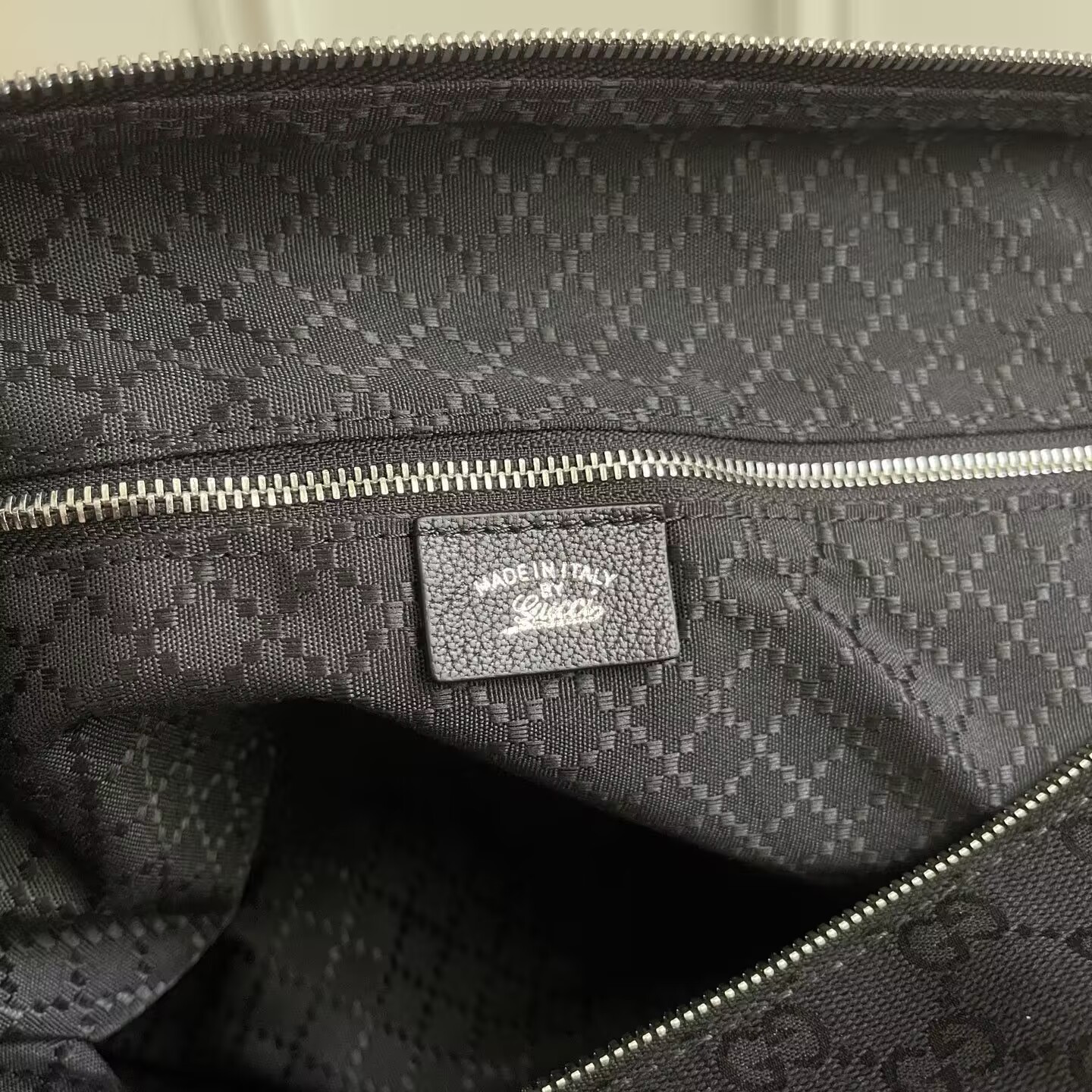 Gvc*1 Brera Large Crossbody Bag 46x29x20.5cm