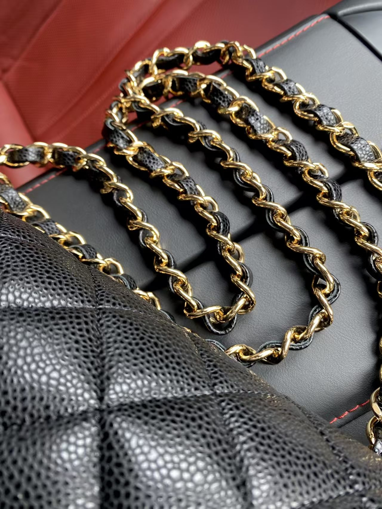 Ch**el Classic Flap Jumbo 30cm CF Black Gold 19.5x30x10cm