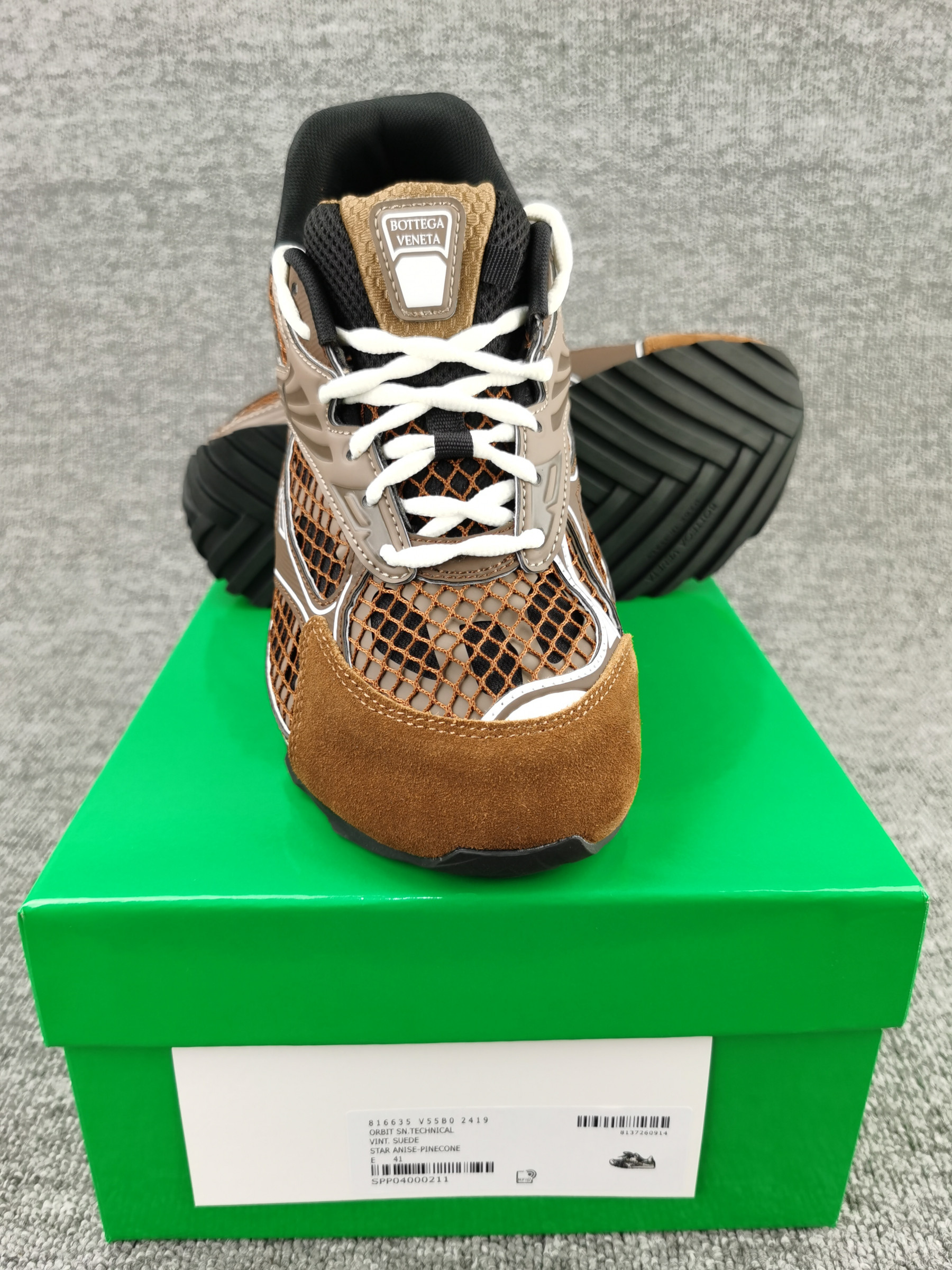 UA B0tt*ga Ven*ta Orbit Sneaker