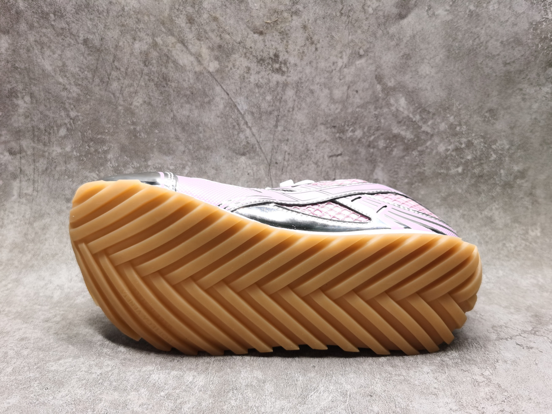 UA B0tt*ga Ven*ta Orbit Sneaker