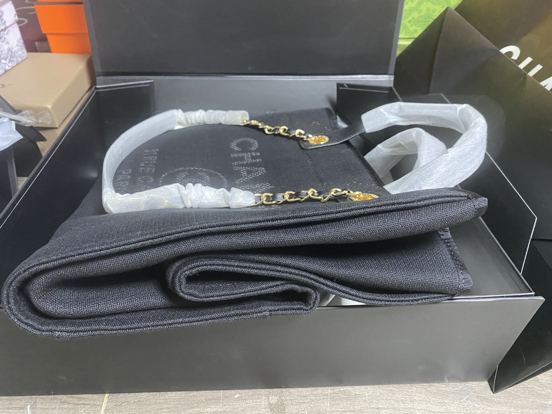 Ch**el Shopping Bag 30x39x22cm