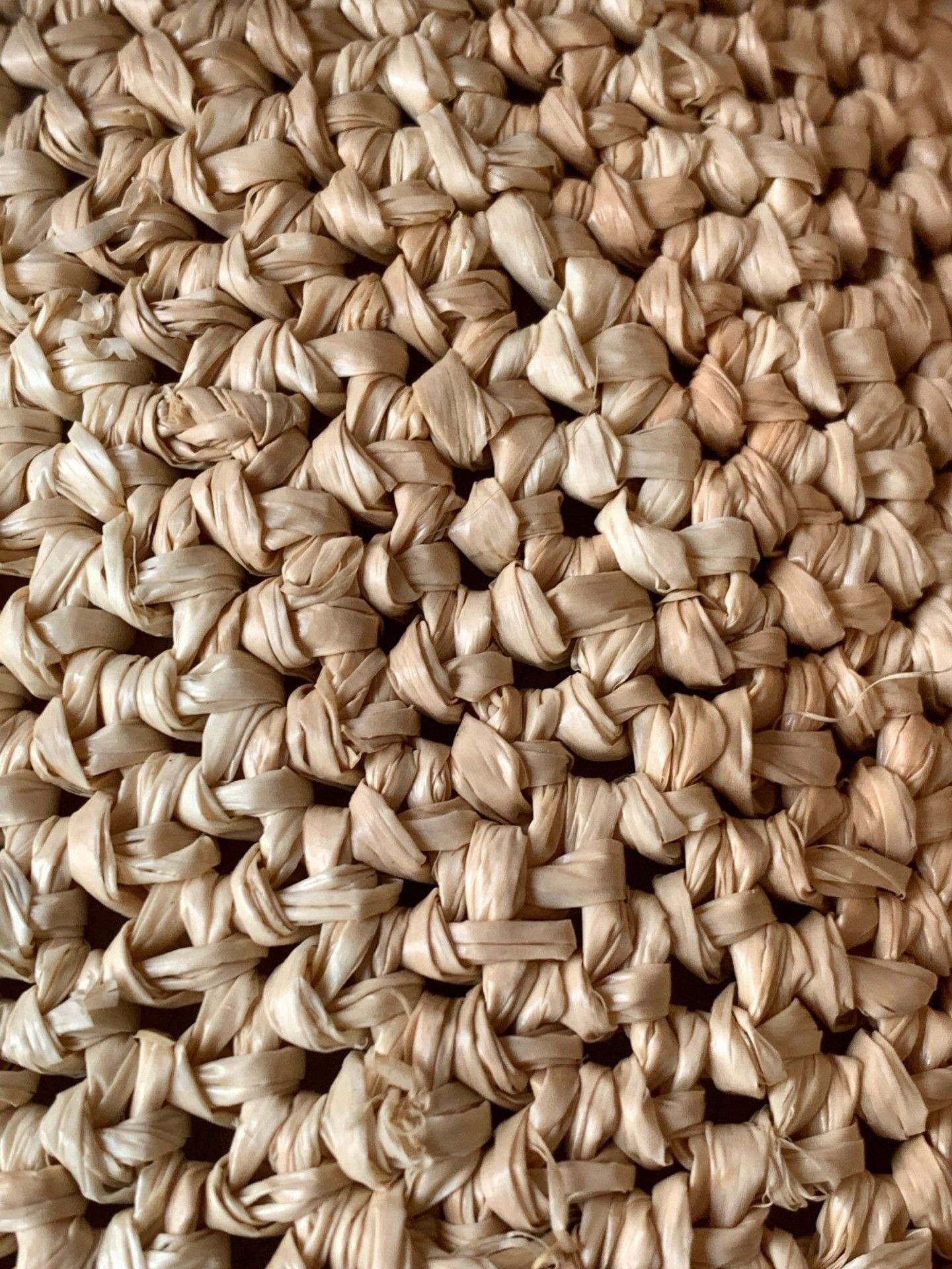 L0ew* Mini Slit Raffia Tote 30x30x8cm