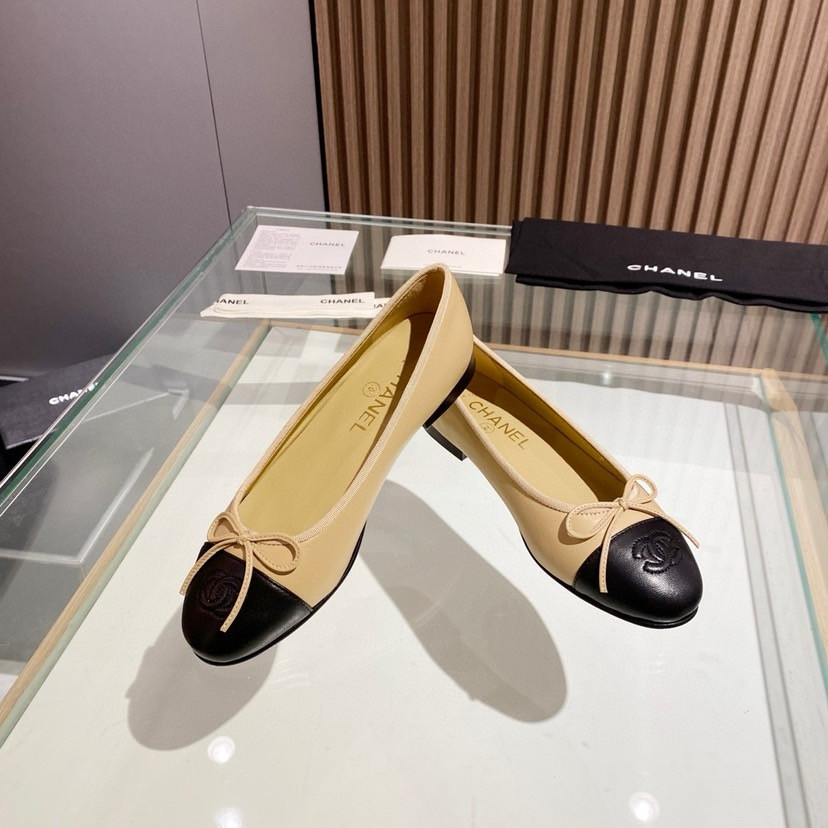 Ch**el BALLET FLATS Beige & Black