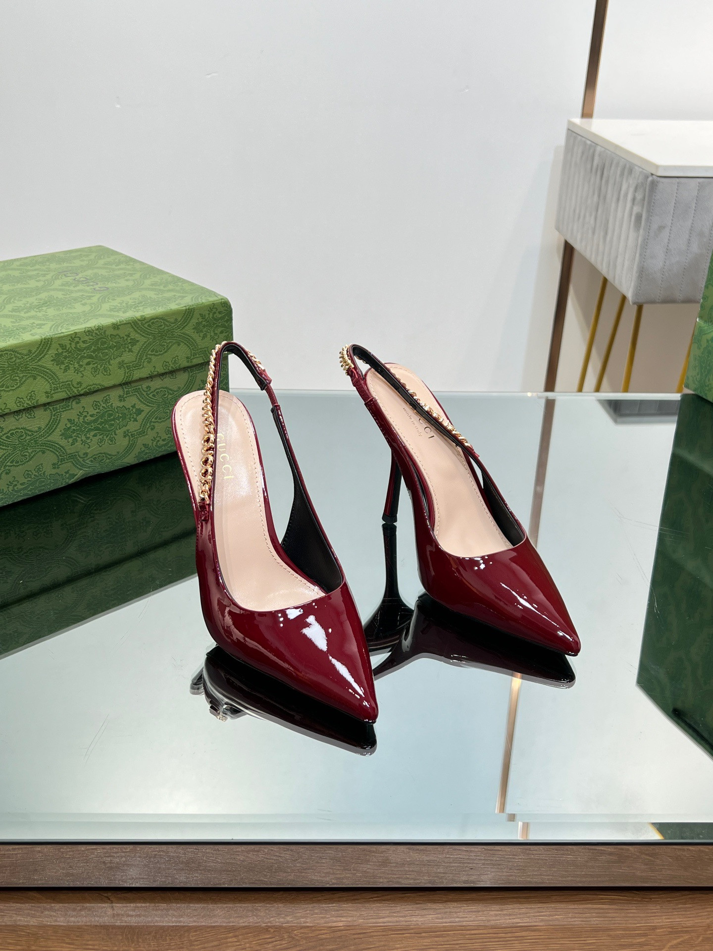 Gvc*1 SIGNORIA SLINGBACK PUMP