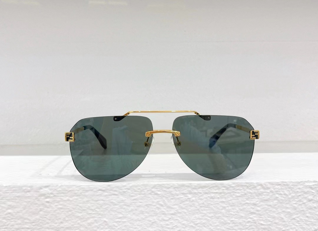 Fendi Sky FE 40115U 32G Sunglasses